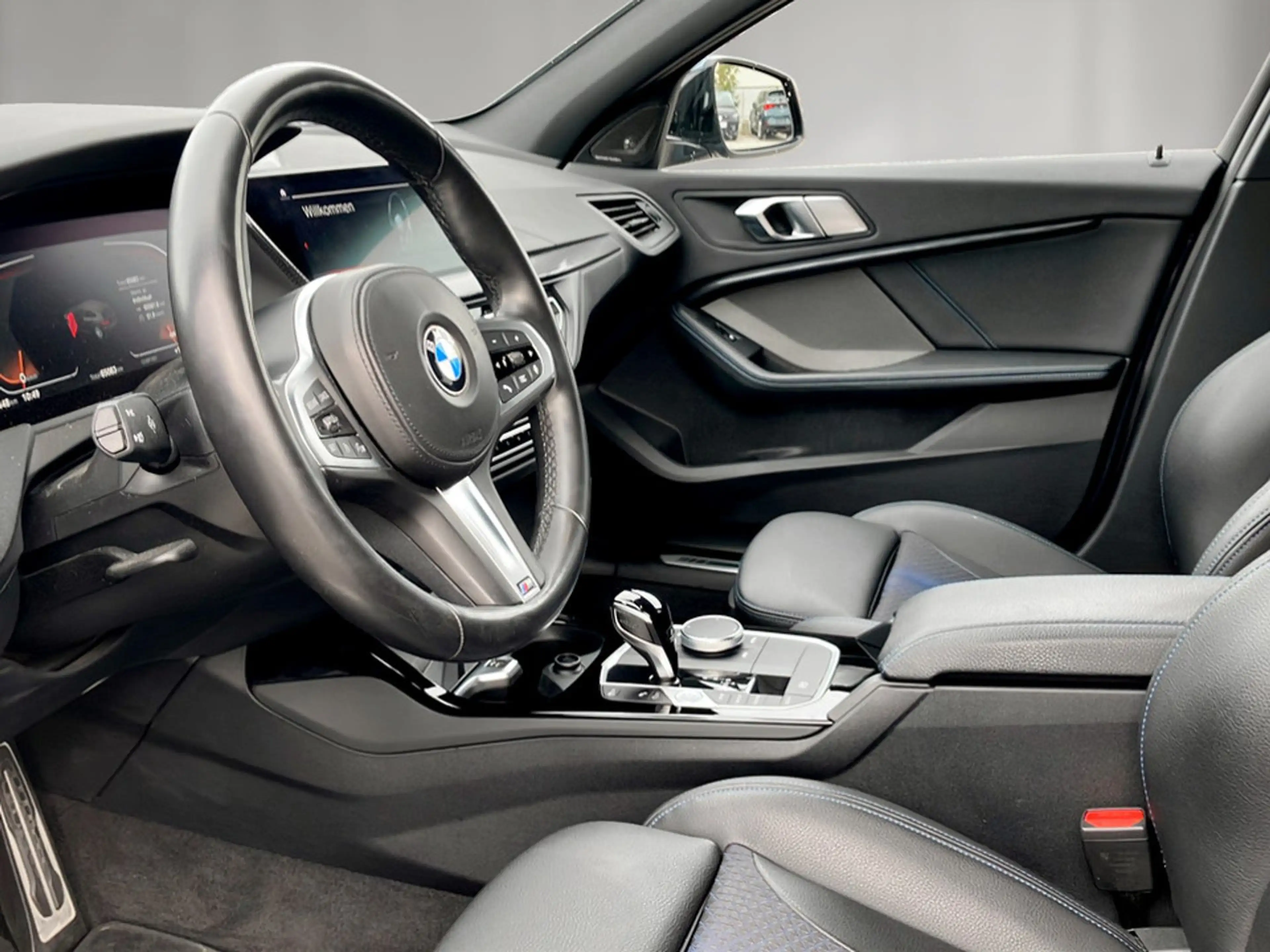 BMW 120 BMW 1 Lim. 120 i M Sport — photo 7