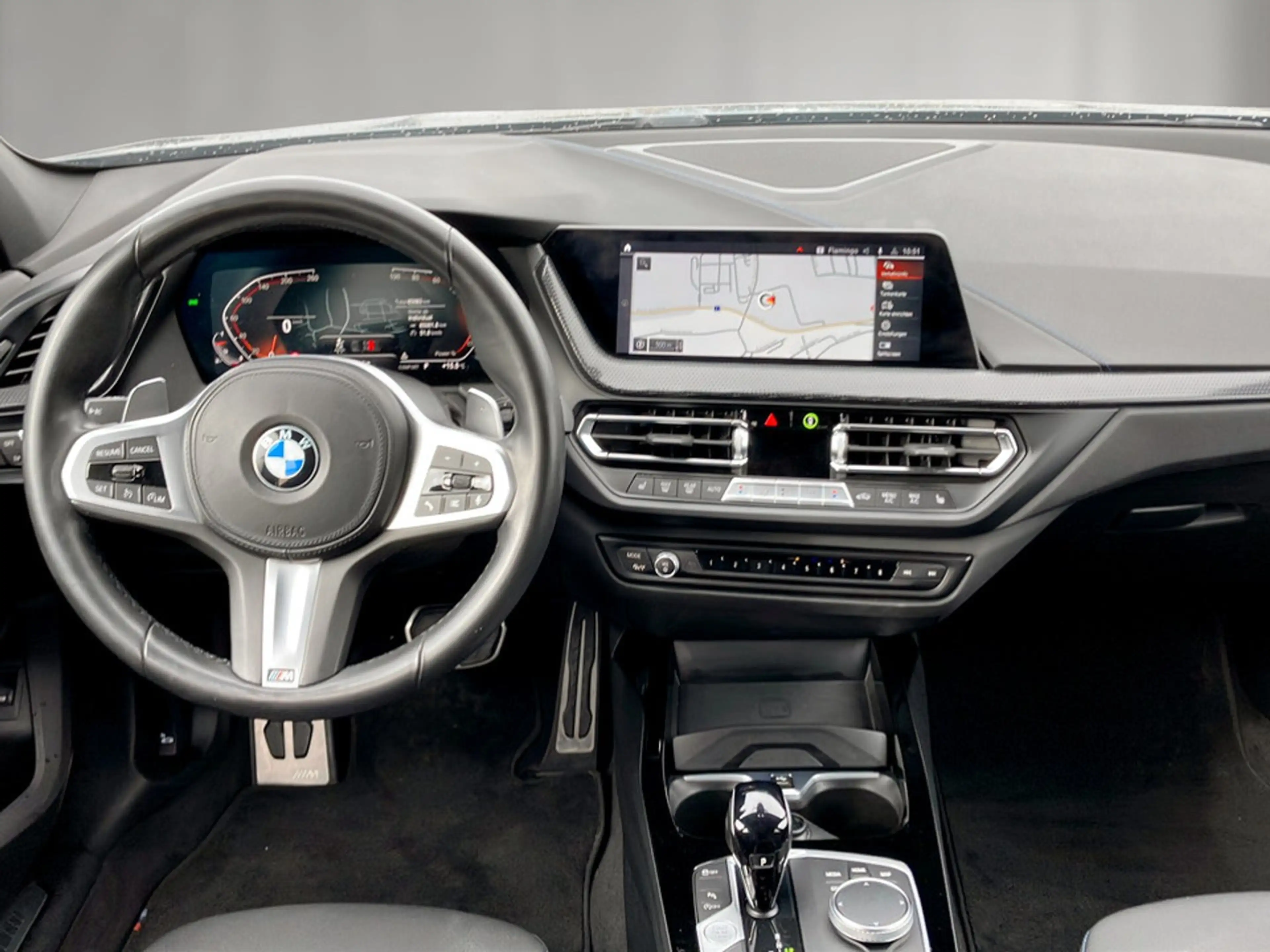 BMW 120 BMW 1 Lim. 120 i M Sport — photo 12