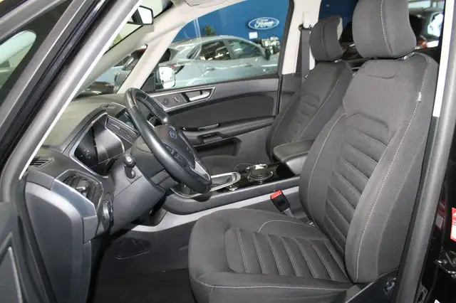 Ford Galaxy view 9