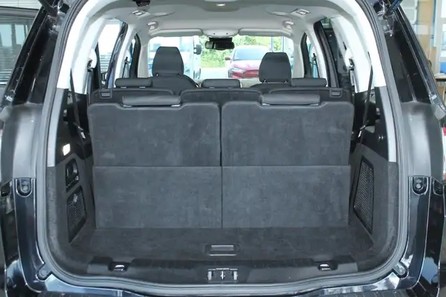 Ford Galaxy view 7