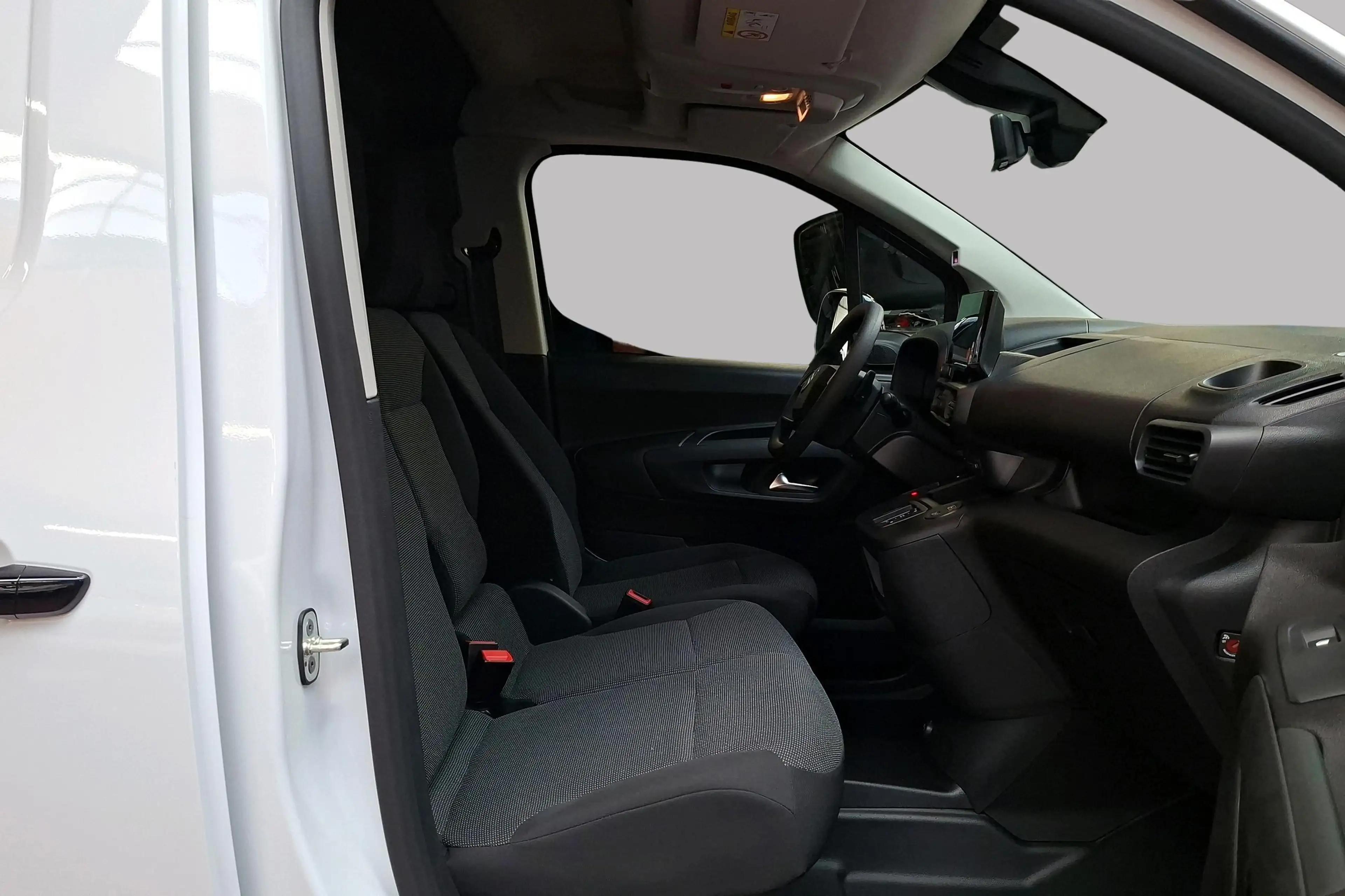 Citroen Berlingo M Diesel 130ch Automatique — photo 8