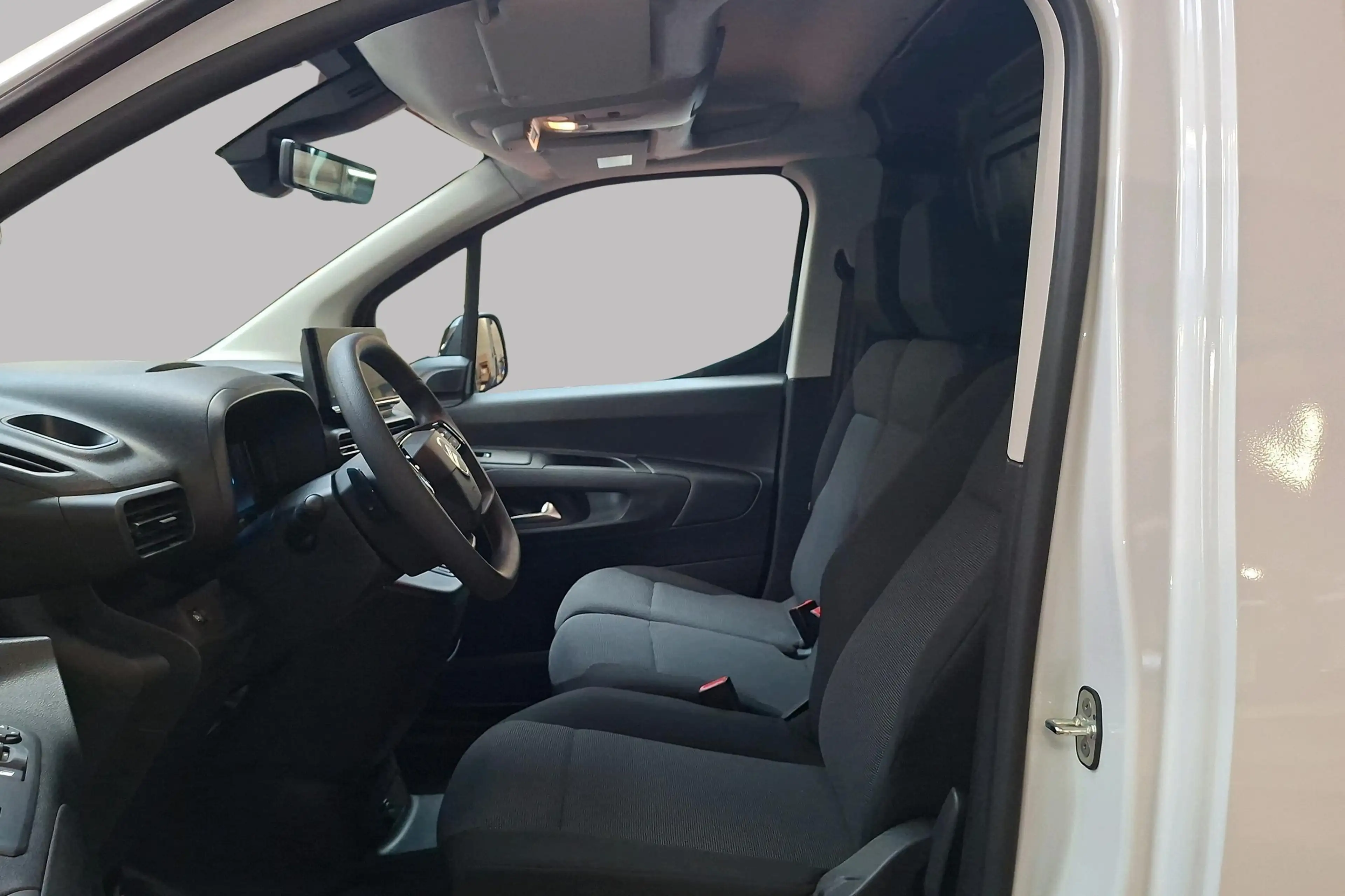 Citroen Berlingo M Diesel 130ch Automatique — photo 10