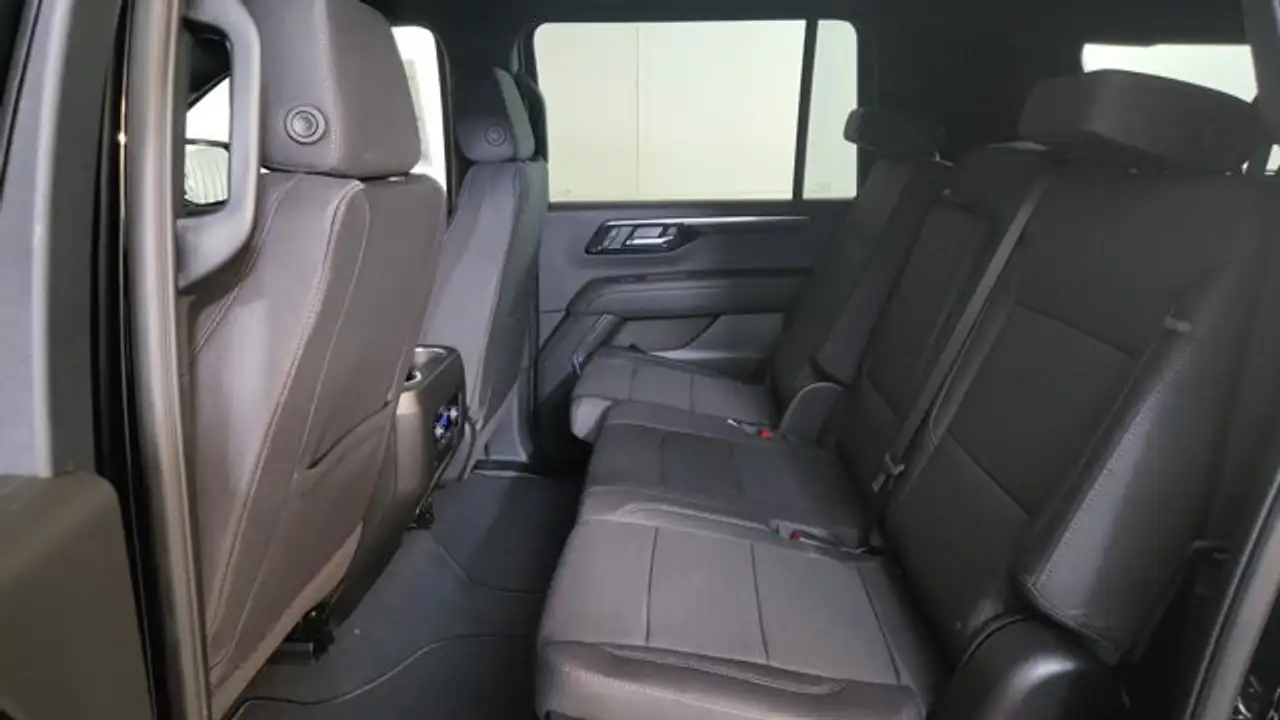 Chevrolet Suburban fotografie Chevrolet Suburban