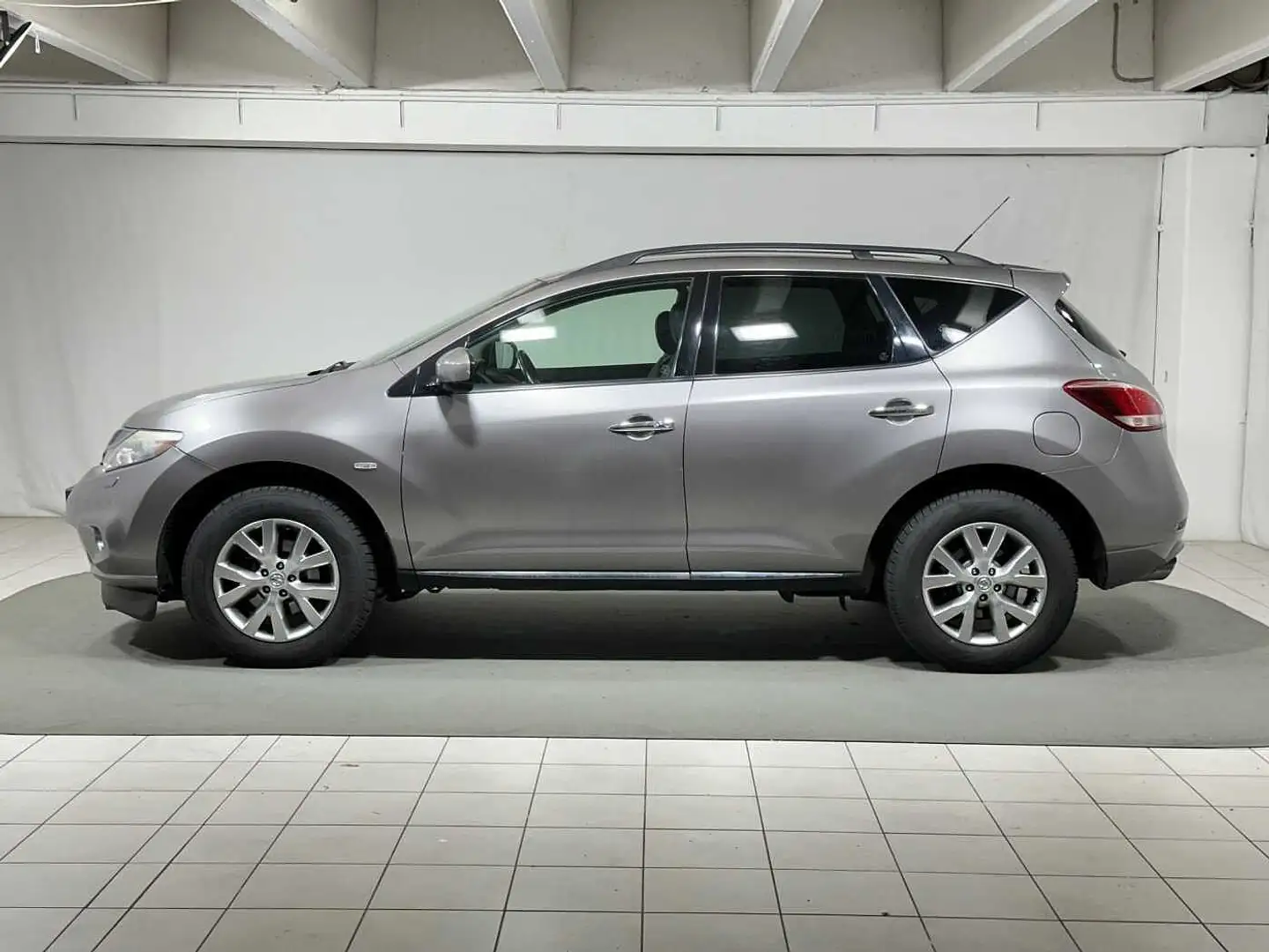 Nissan Murano 2.5 dCi 190 cv Šedá - 2