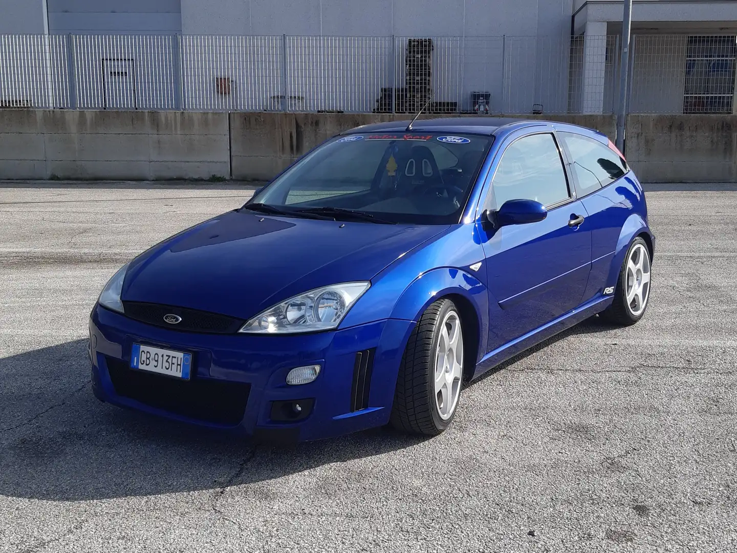 Ford Focus Focus 3p 2.0 RS 215cv Targa Oro ASI Blu/Azzurro - 1