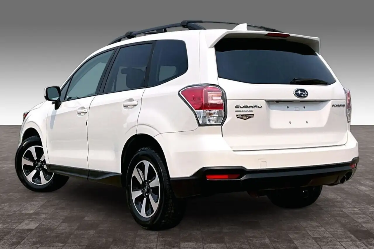 Subaru Forester fotografie Subaru Forester