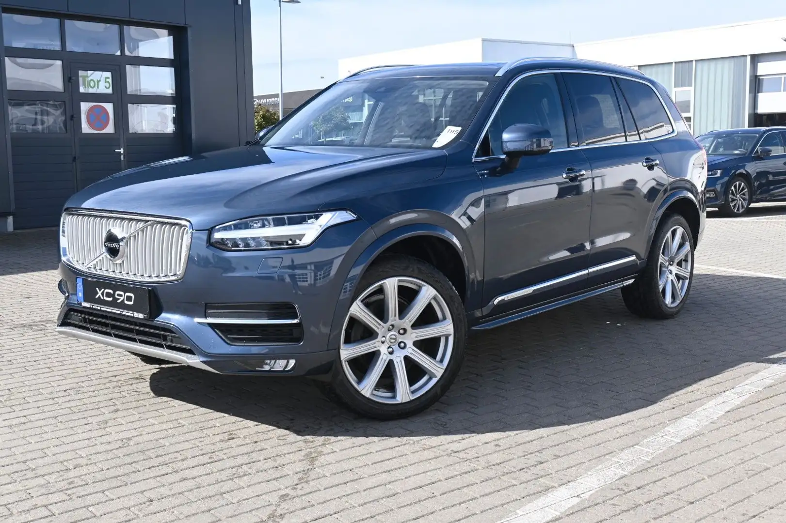 Volvo XC90 D5 AWD Autom. Inscription*LUFT*PANO*AHK Blau - 1