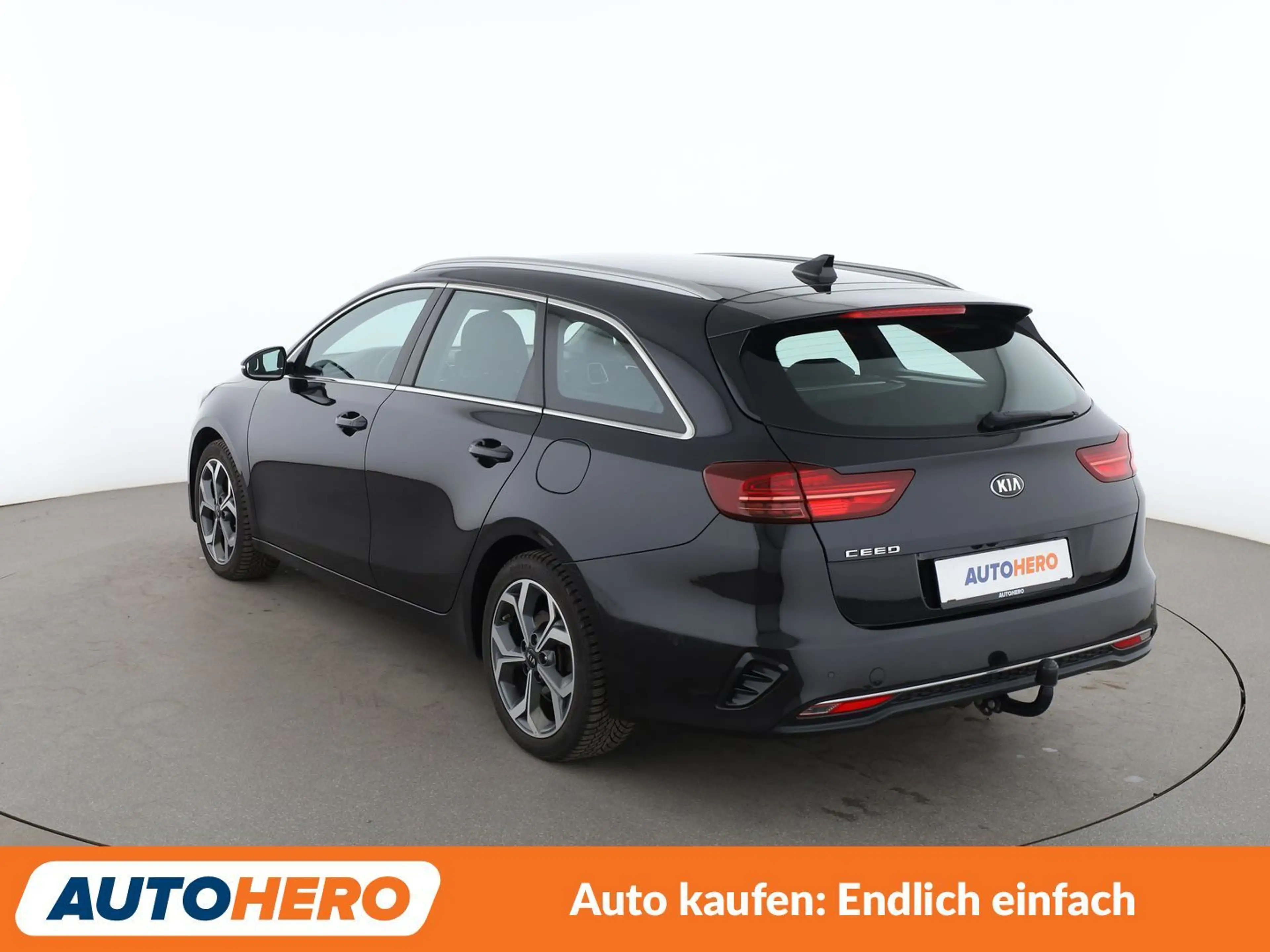 Kia Ceed / cee'd 1.6 CRDi Spirit Aut.*NAVI*ACC*CAM*PDC*SHZ*AHK*ALU* — photo 10