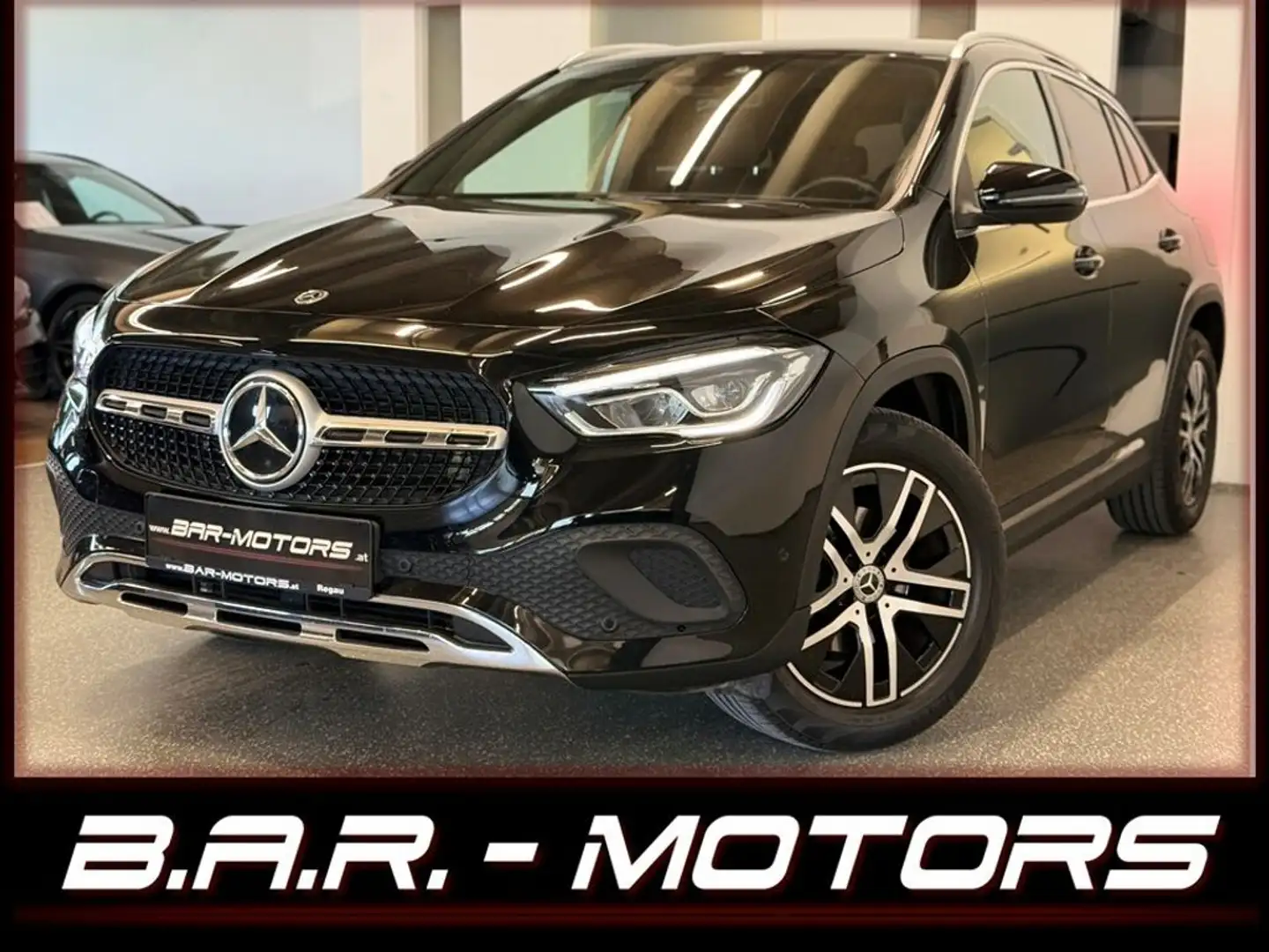 Mercedes-Benz GLA 180 *AMG-LINE*MBUX*LANE*WIDESCREEN*PDC*SHZ* Schwarz - 1