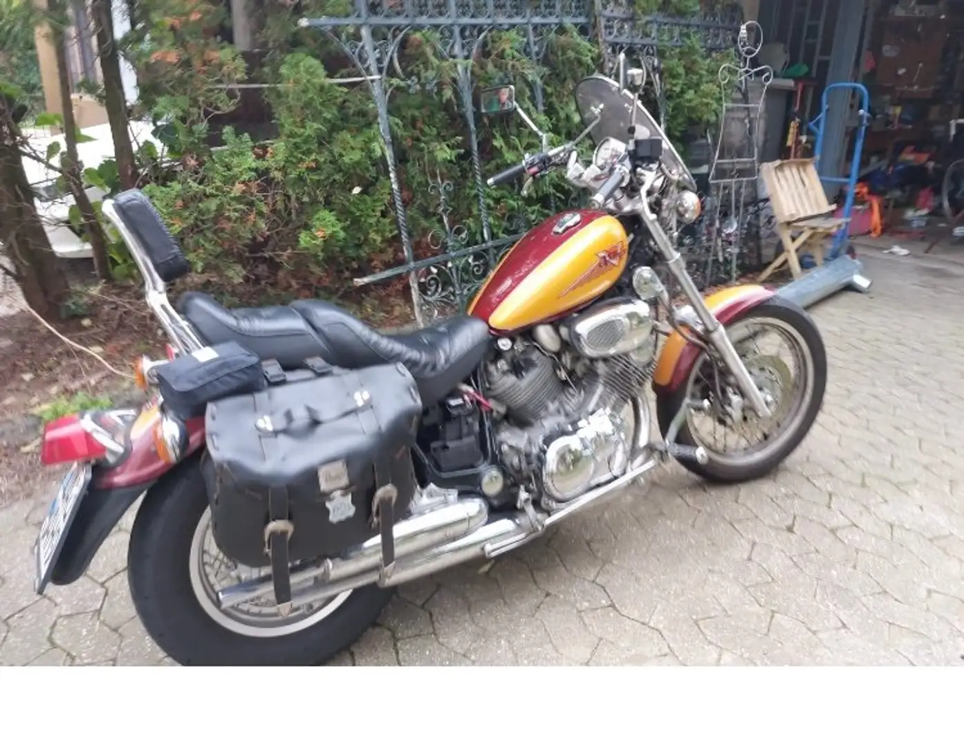 Yamaha XV 750 virago Gold - 1