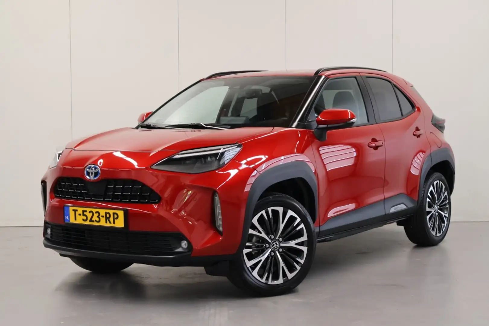 Toyota Yaris Cross 1.5 Hybrid Executive Rood - 2