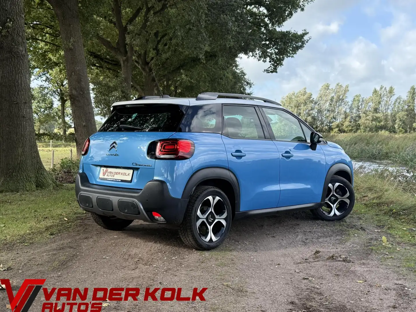 Citroen C3 Aircross 1.2 PureTech S&S Shine 110PK Carplay Pano Navi Cru - 2