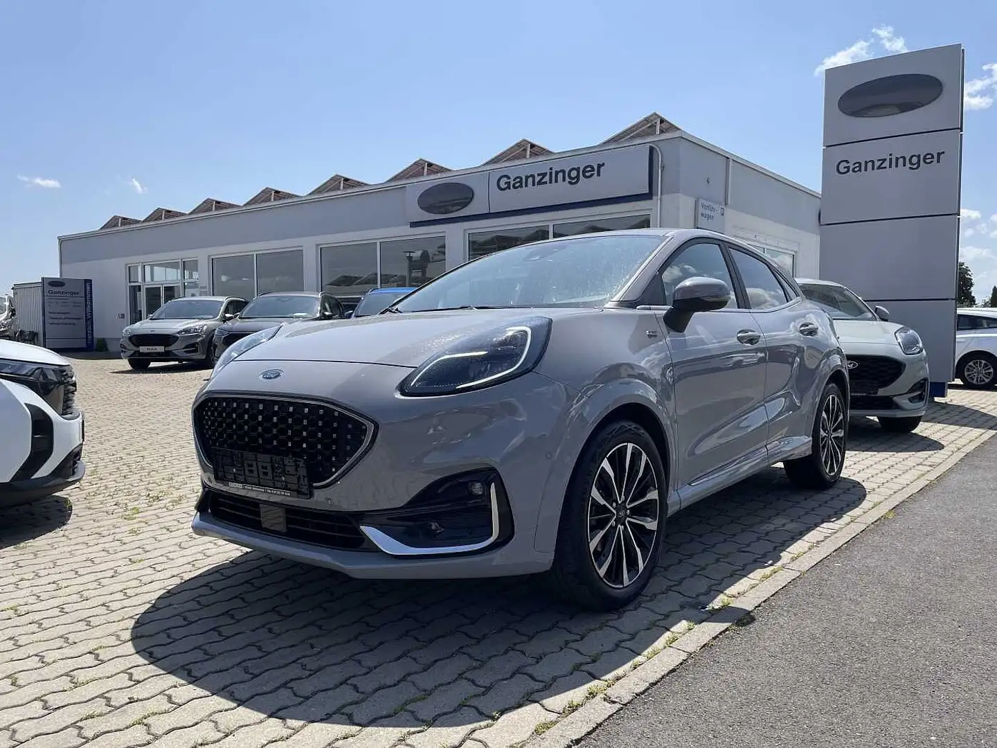 Ford Puma ST-LINE VIGNALE Hybrid Automatik, AHK+1.HAND+GARAN Grijs - 1