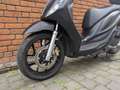 Piaggio Medley 125 S Zwart - thumbnail 4