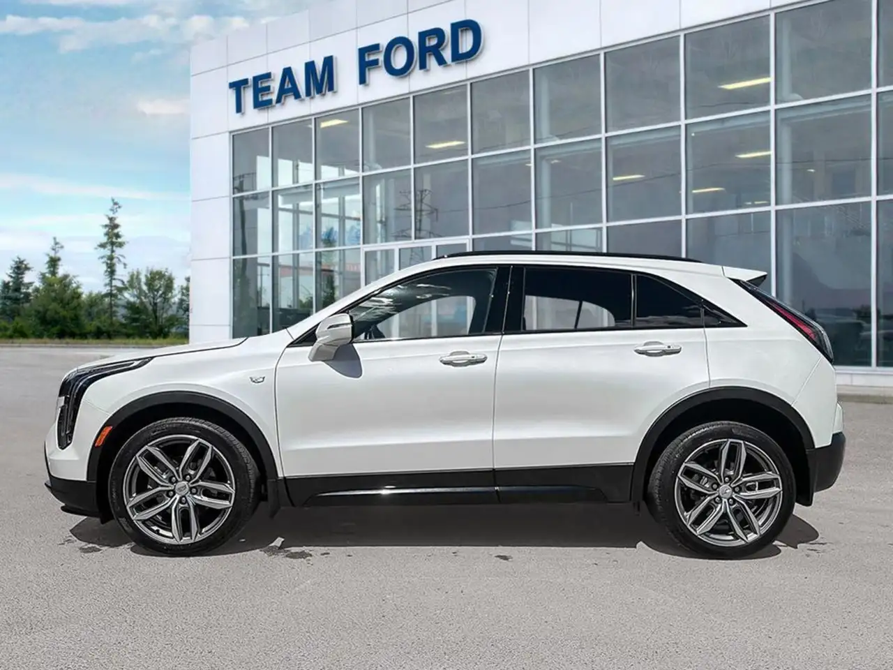 Cadillac XT4 снимка Cadillac XT4