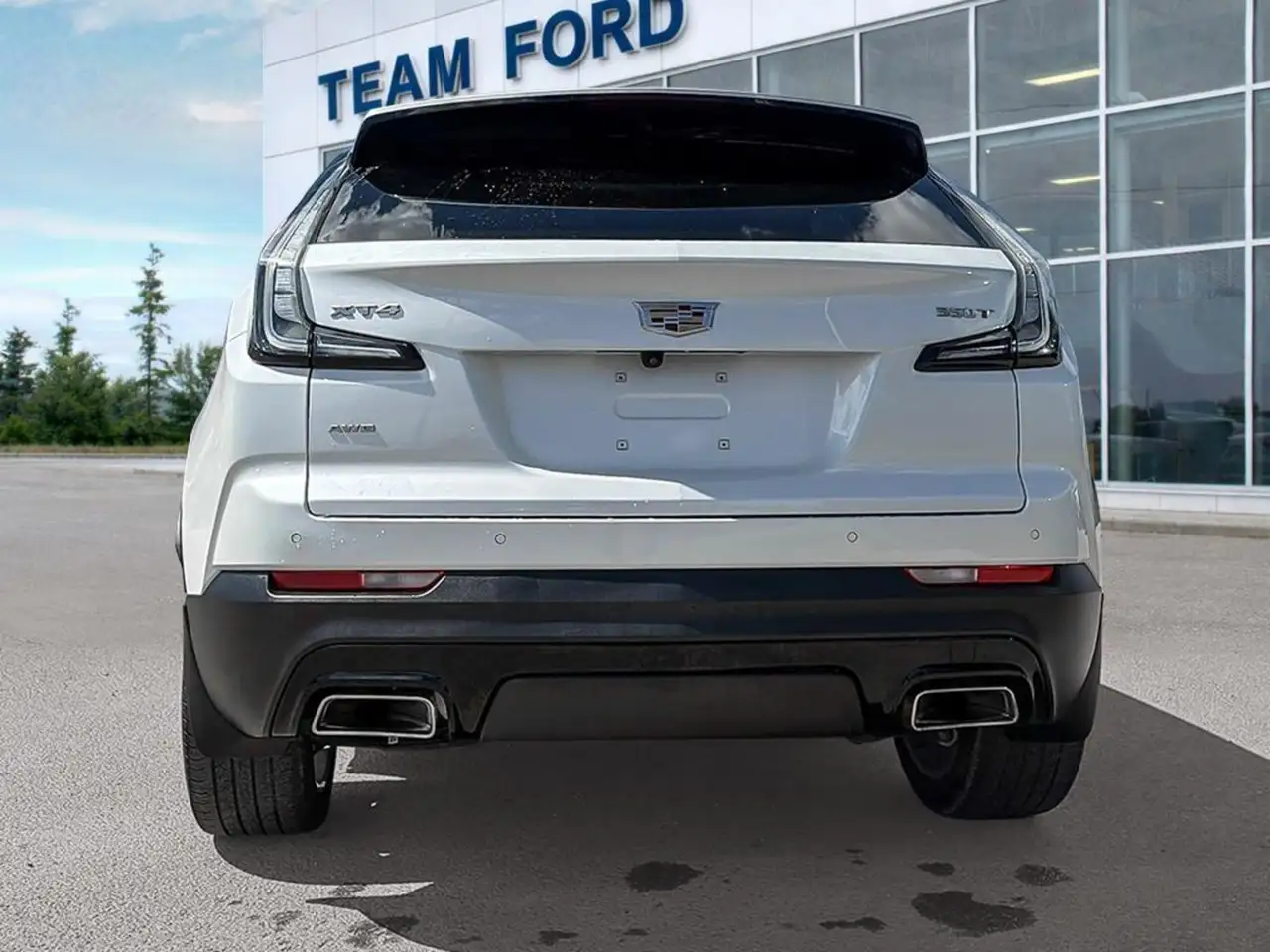 Cadillac XT4 снимка Cadillac XT4
