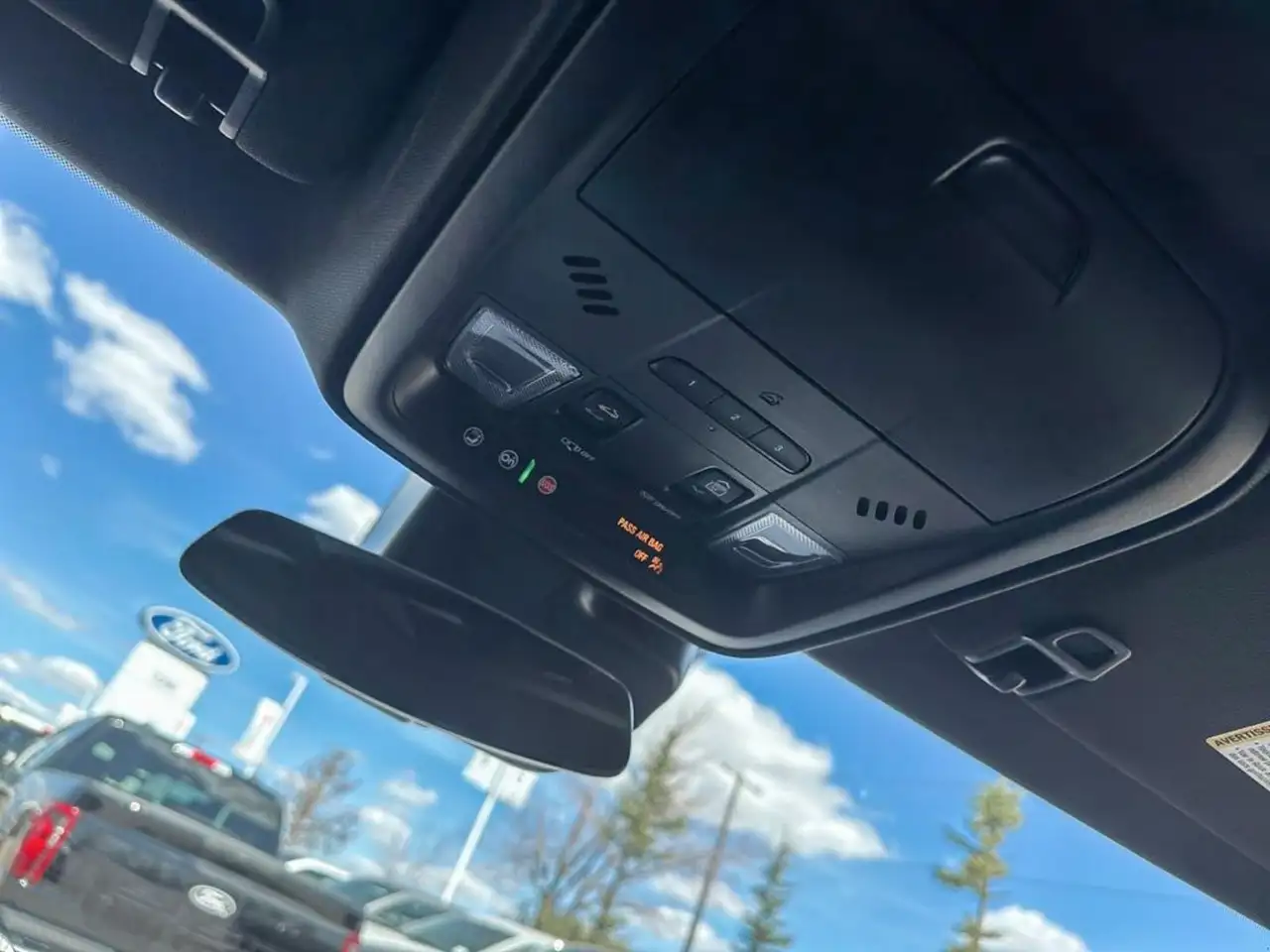 Cadillac XT4 снимка Cadillac XT4