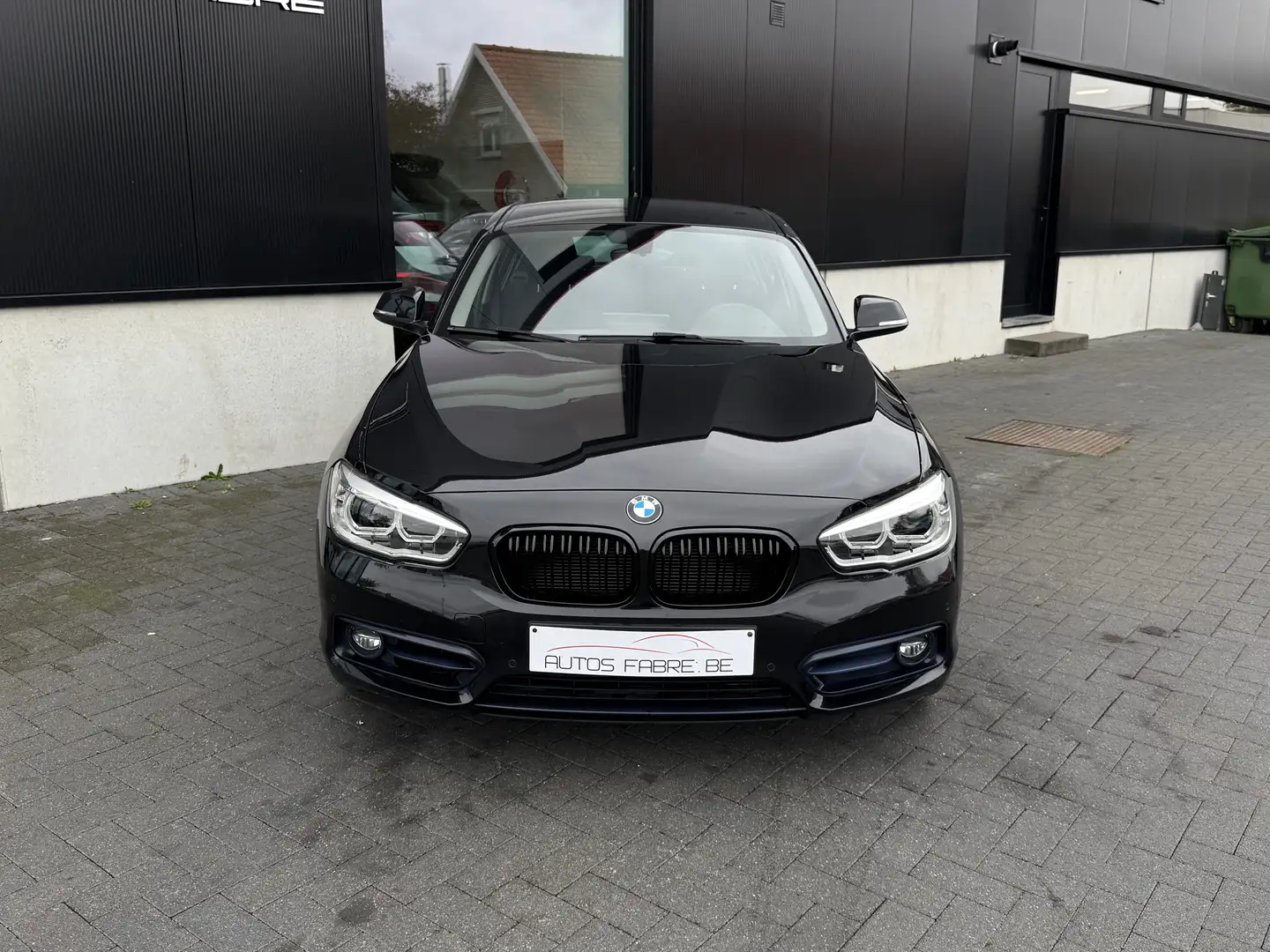 BMW 118 I Automaat Sport Line 78000km Zwart - 2