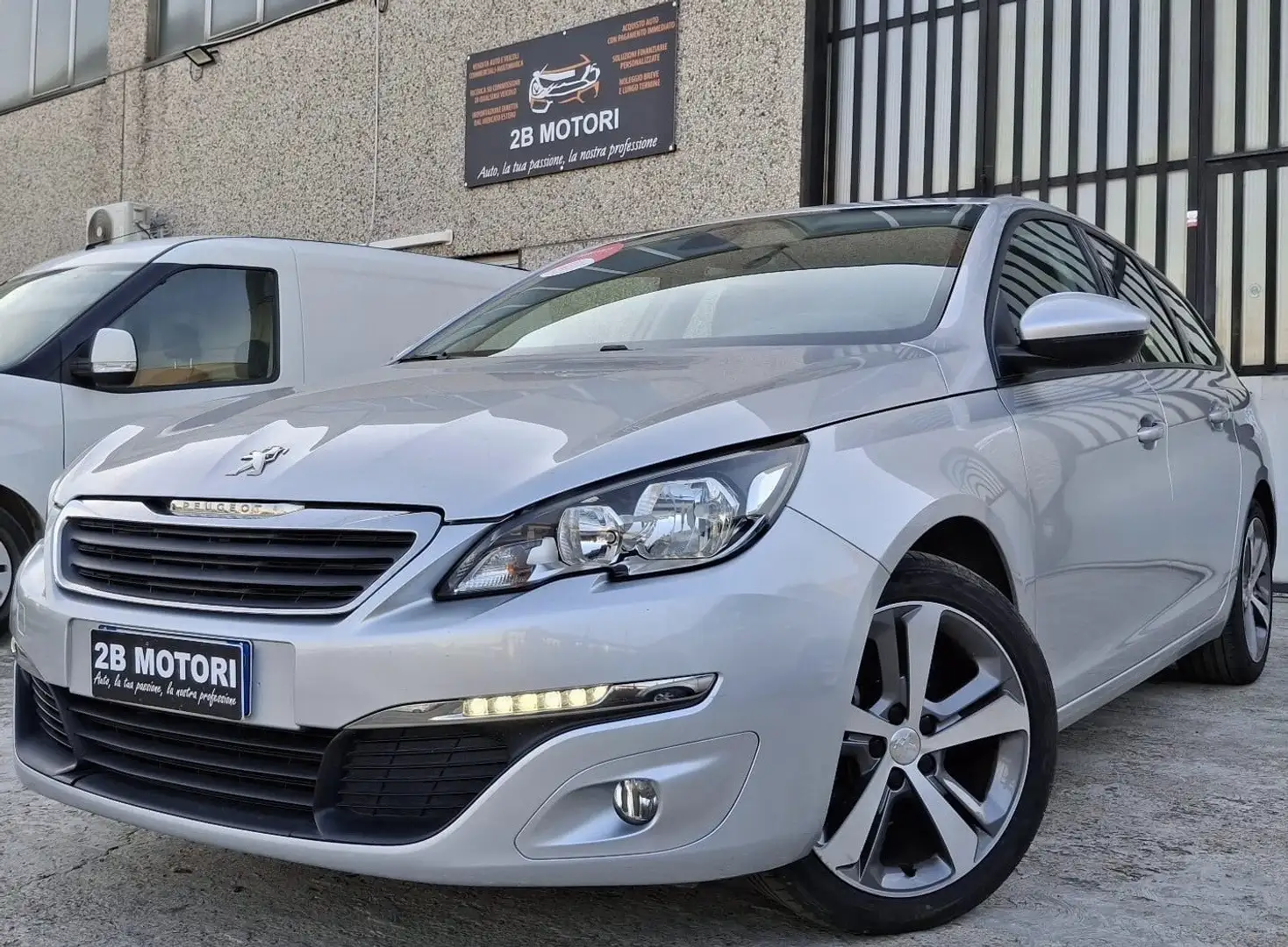 Peugeot 308 308 BlueHDi 100 S&S SW Active Grigio - 1