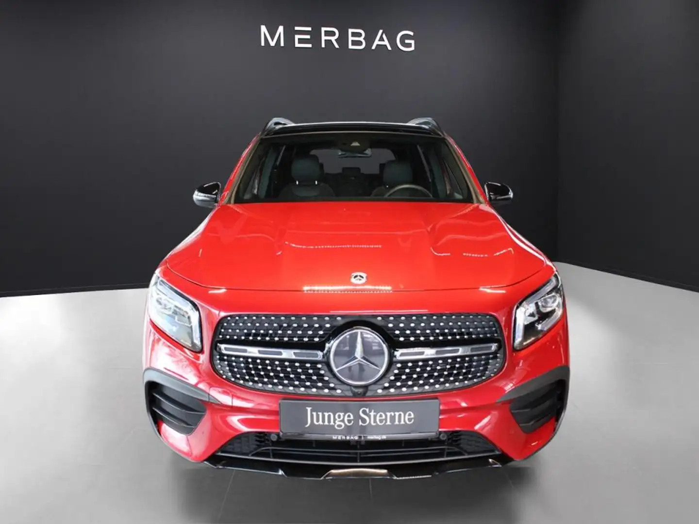 Mercedes-Benz GLB 220 d *AMG Night Pano LED Distro AHK Kam Nav Rosso - 2