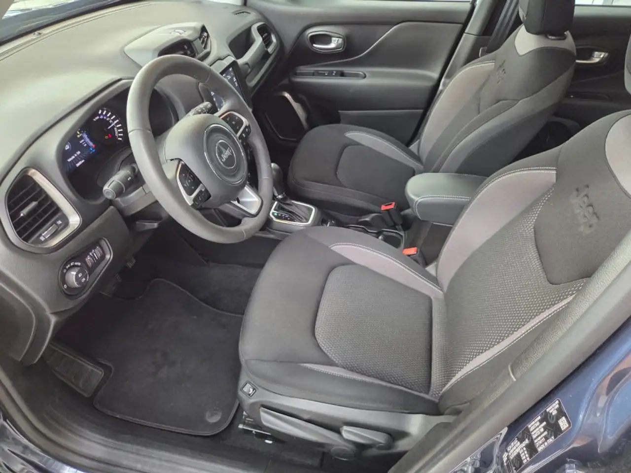 Jeep Renegade 1.3 T4 180CV PHEV 4xe AT6 Limited, миниатюра 7