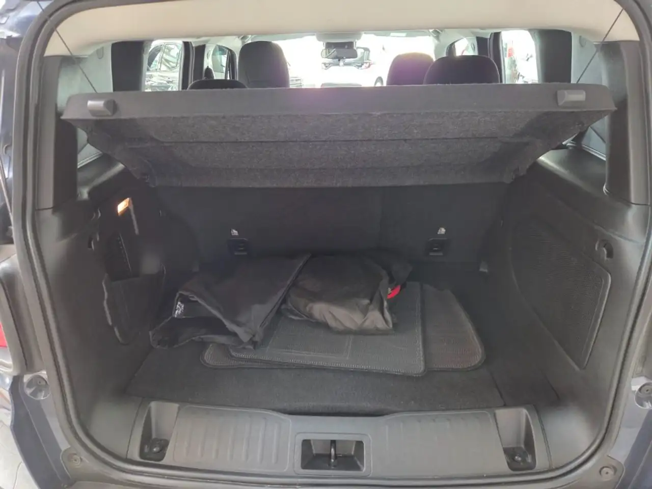 Jeep Renegade 1.3 T4 180CV PHEV 4xe AT6 Limited, миниатюра 19