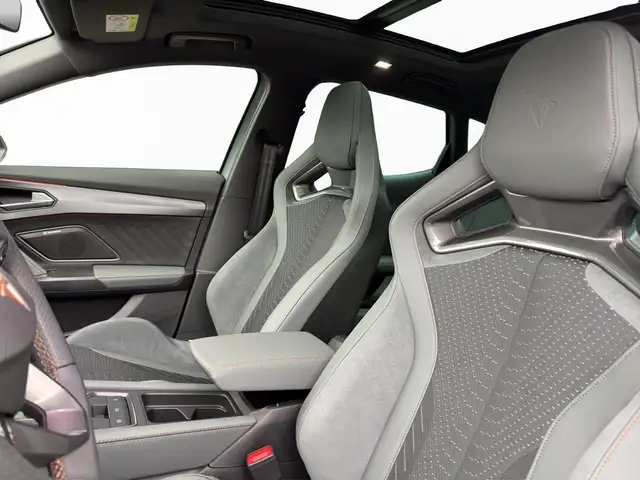 Cupra Formentor view 9