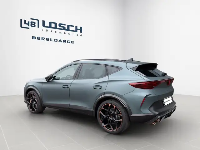 Cupra Formentor view 5