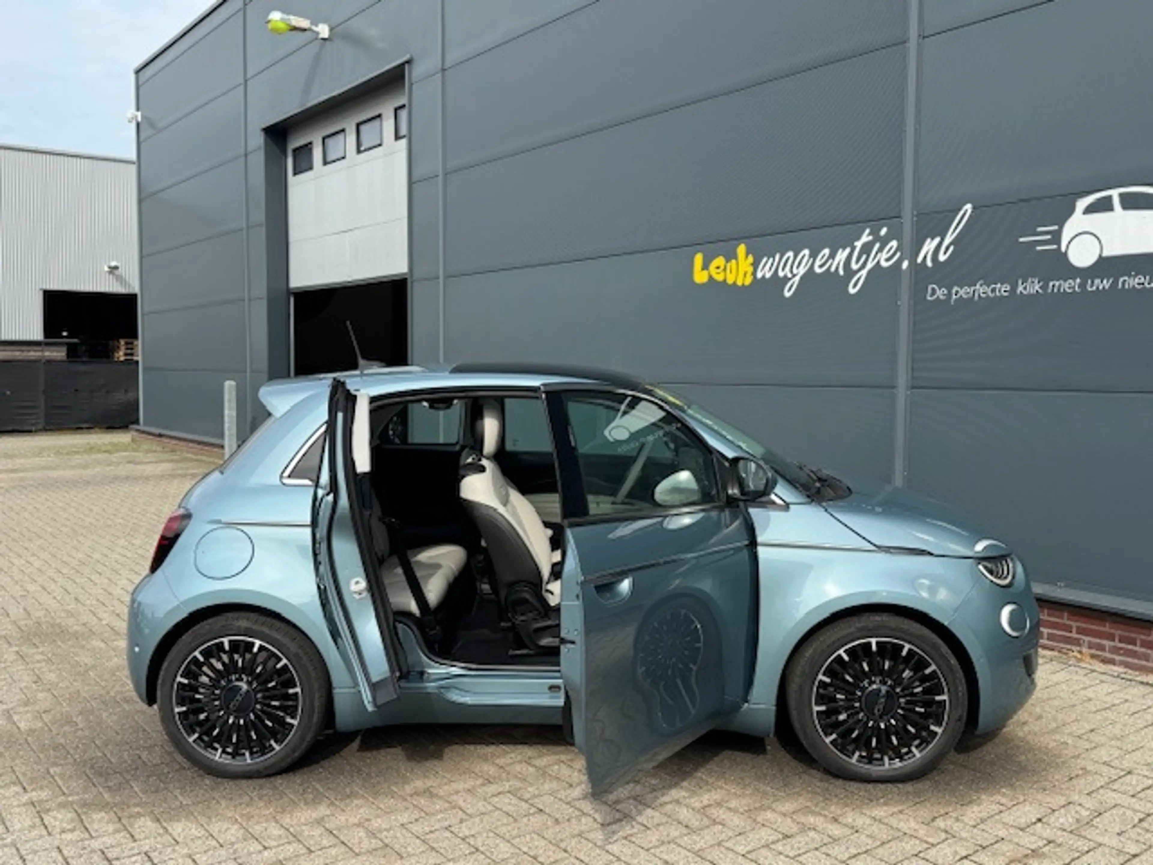 Fiat 500e 3+1 La Prima 42 kWh *extra deur *camera *carplay — photo 7