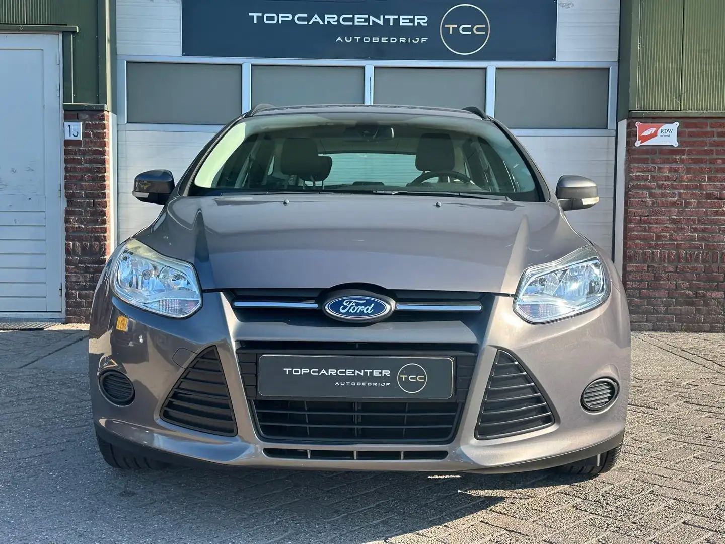 Ford Focus Wagon 1.0 EcoBoost Edit./PARKS/TREKH/NAVI/APK/NAP Bruin - 2
