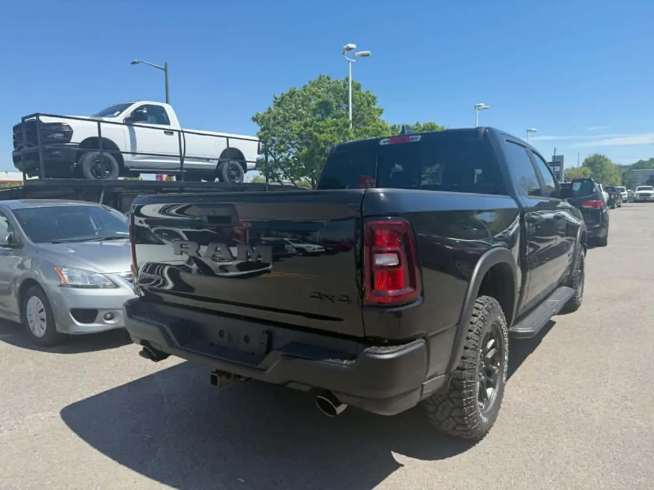 RAM 1500 снимка RAM 1500