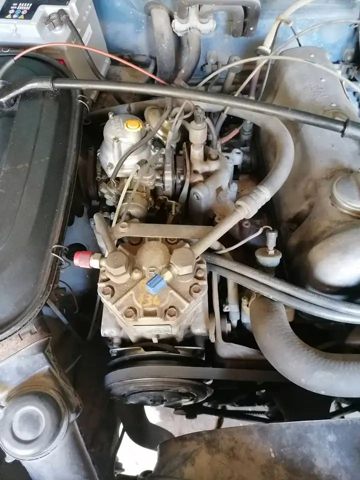 Mercedes-Benz 200 W123020, foto 12