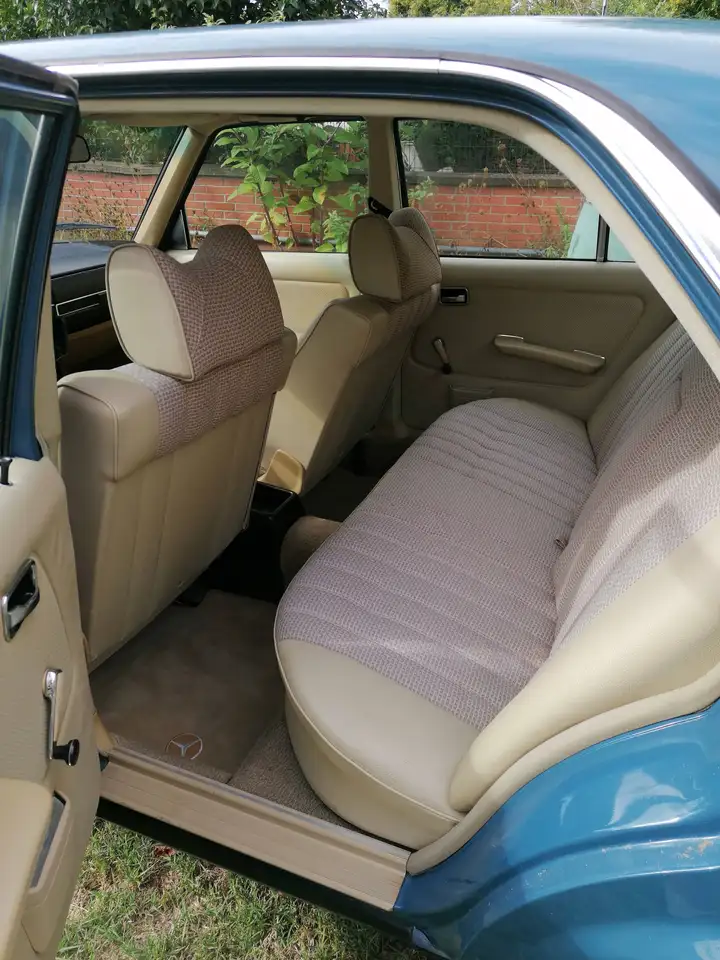 Mercedes-Benz 200 W123020, foto 7