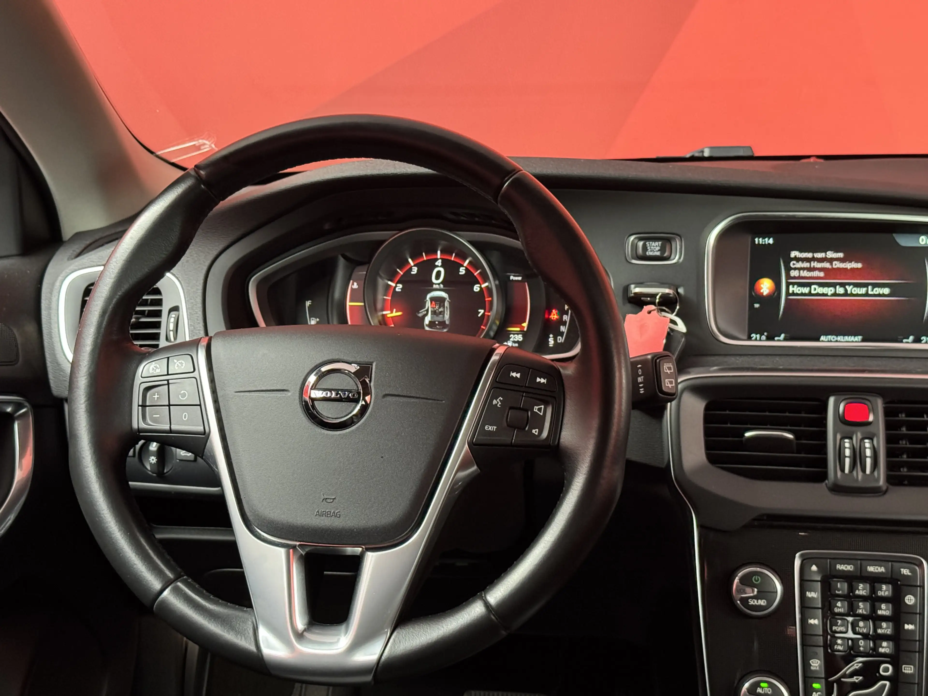 Volvo V40 1.5 T3 Nordic+ | Nieuw Binnen! | Stoelverwarming | — photo 9
