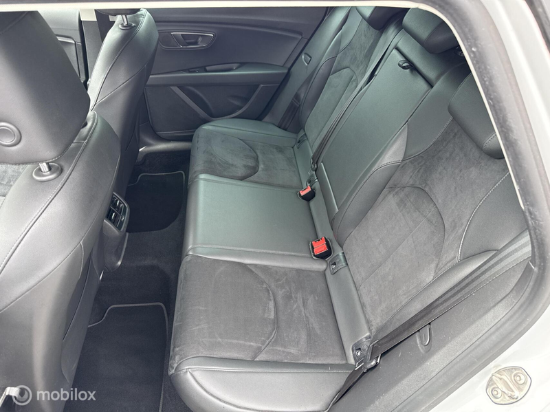 SEAT Leon ST 1.6 TDI Ecomotive Lease Sport trekhaak NAP !!! — photo 11