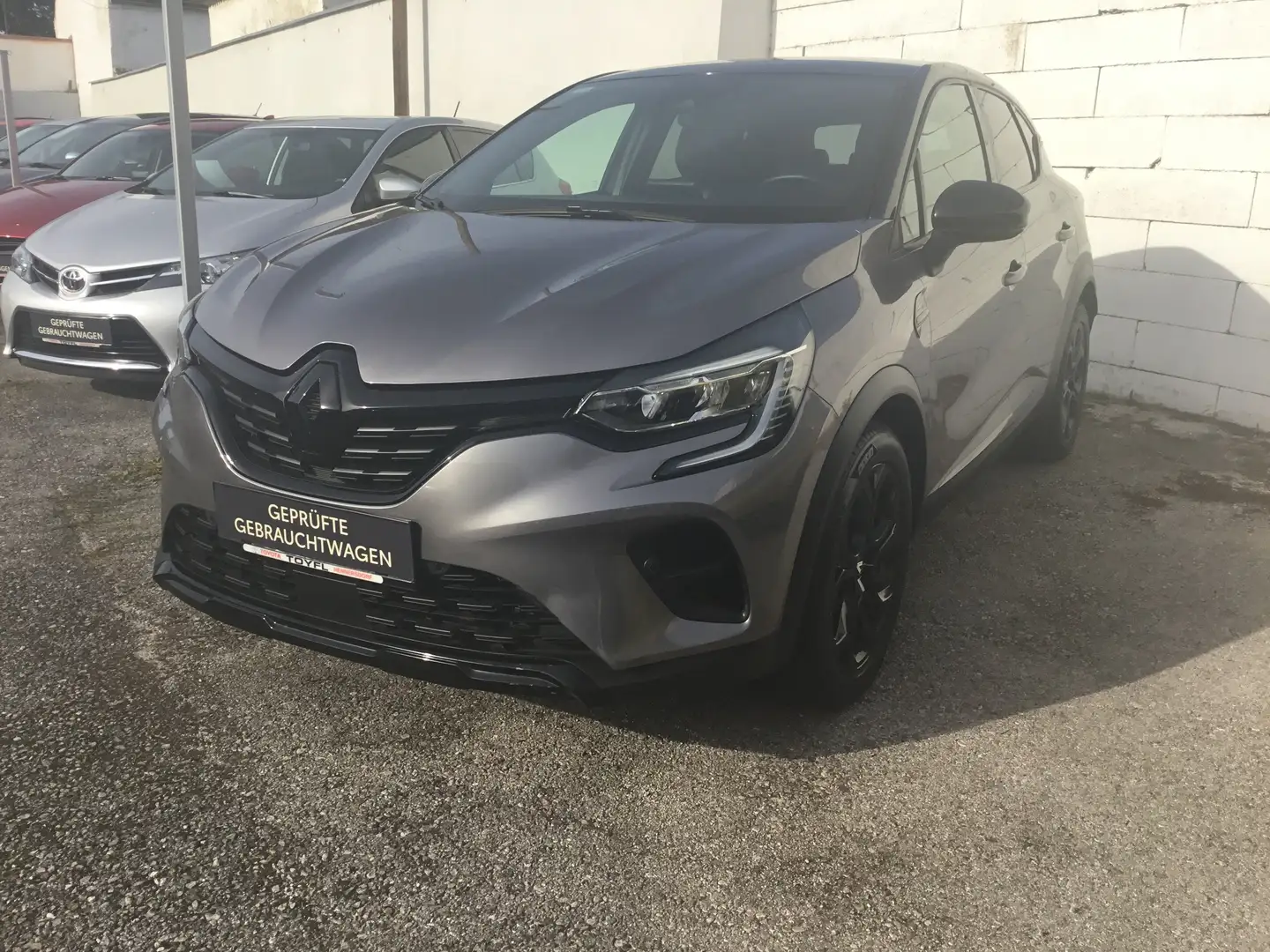 Renault Captur Captur TCe 140 EDC Rive Gauche Grau - 1