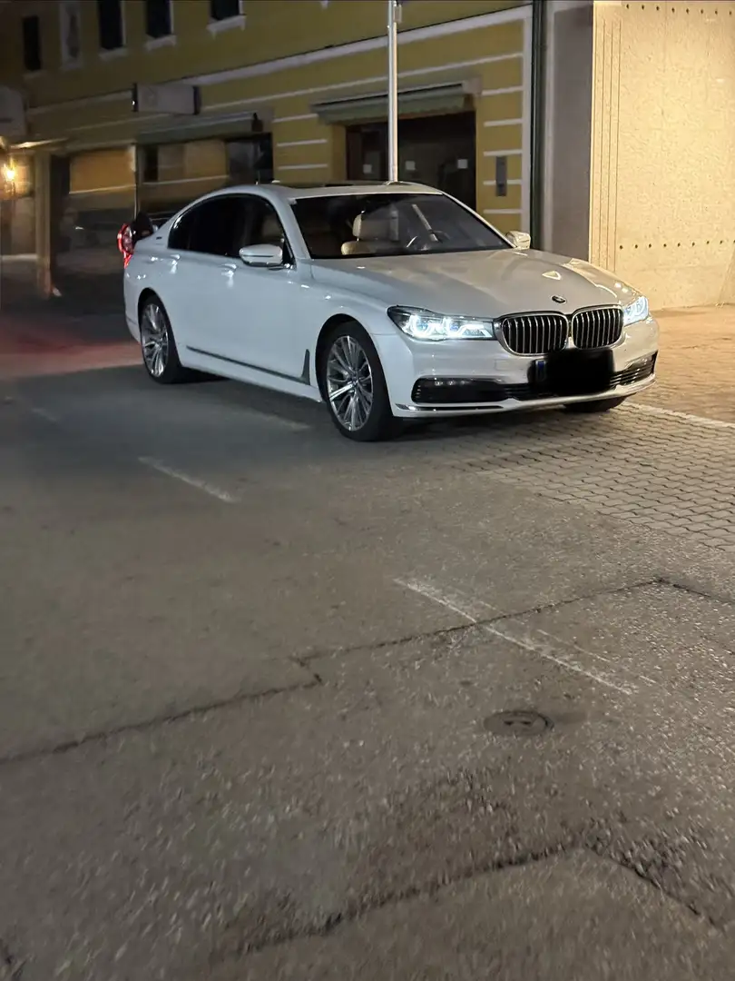 BMW 740 740Le PHEV Aut. - 2