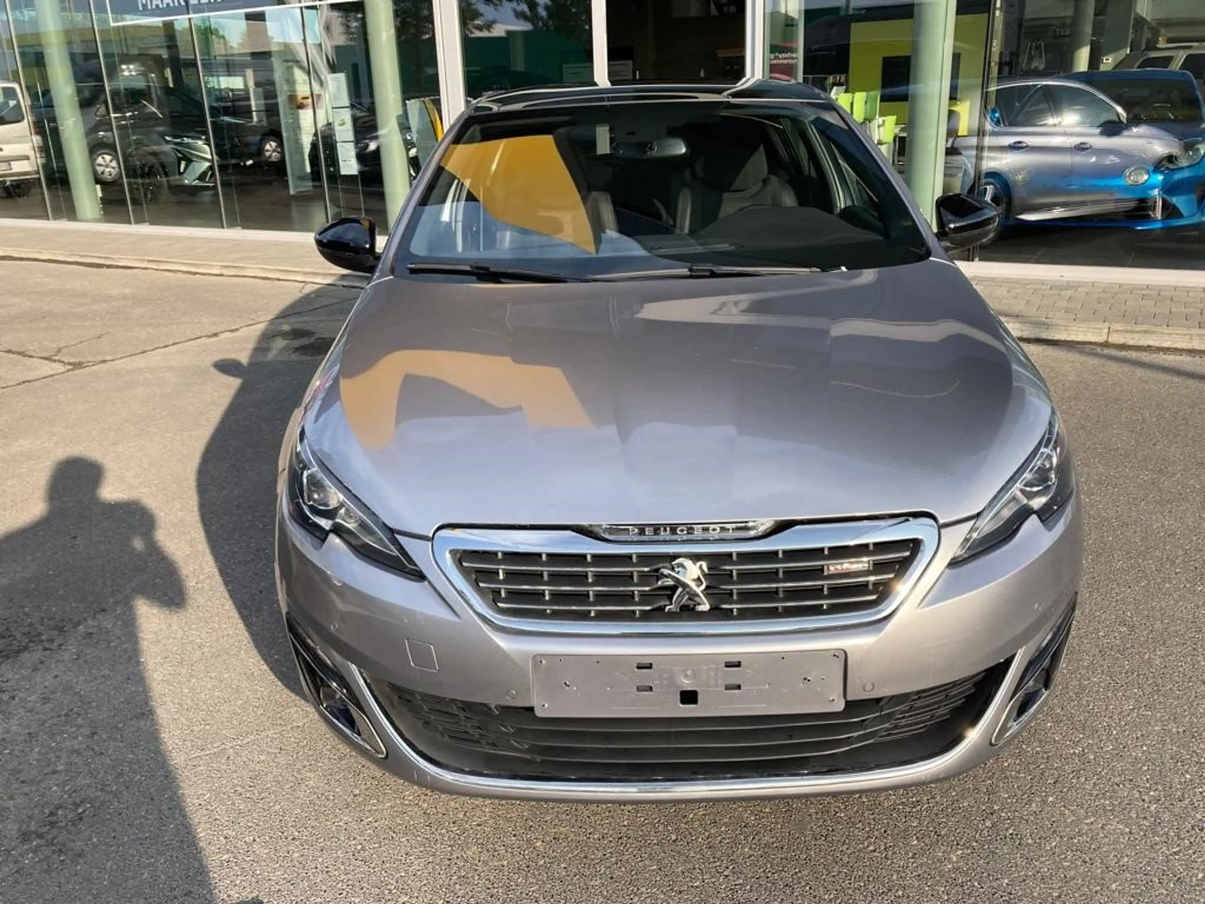 Peugeot 308 PureTech GT-Line STT — photo 18