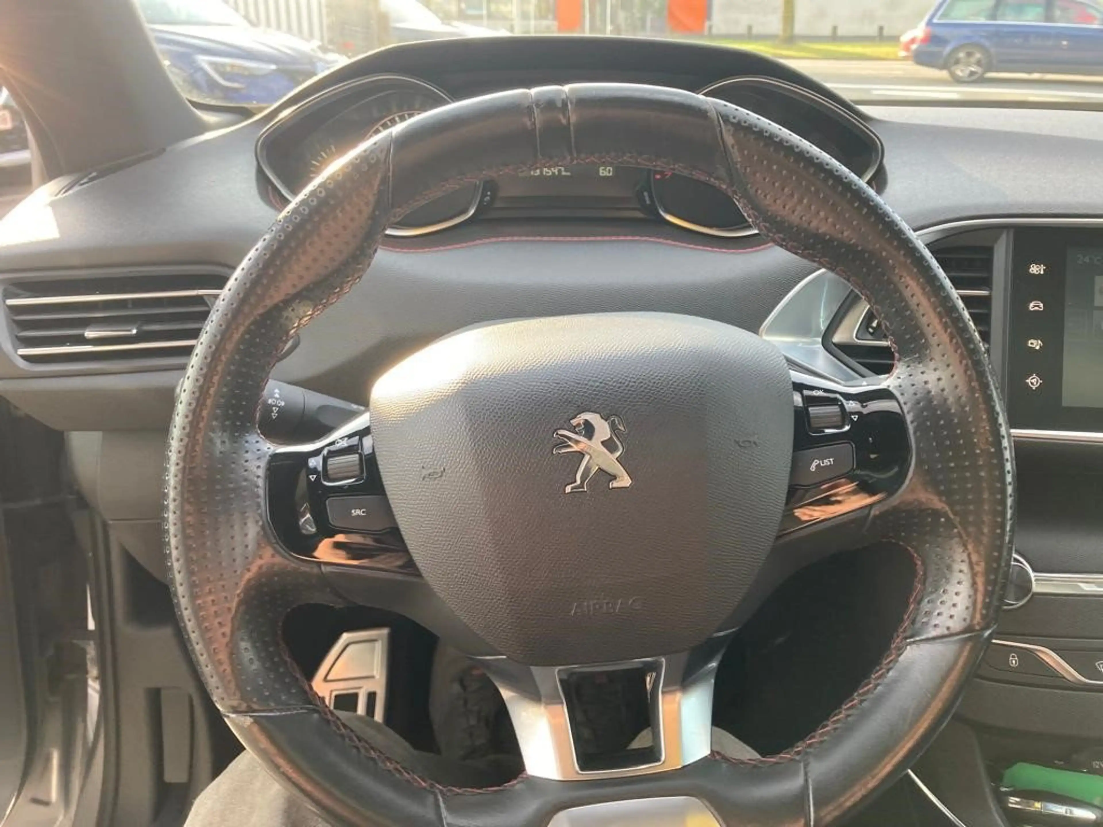 Peugeot 308 PureTech GT-Line STT — photo 15