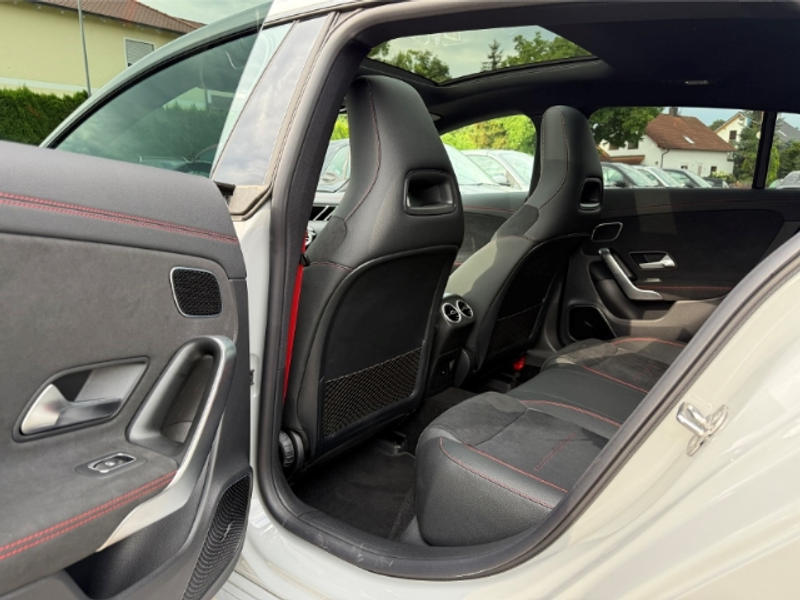 Mercedes-Benz CLA 45 AMG S 4Matic+ NightII Aero — photo 17