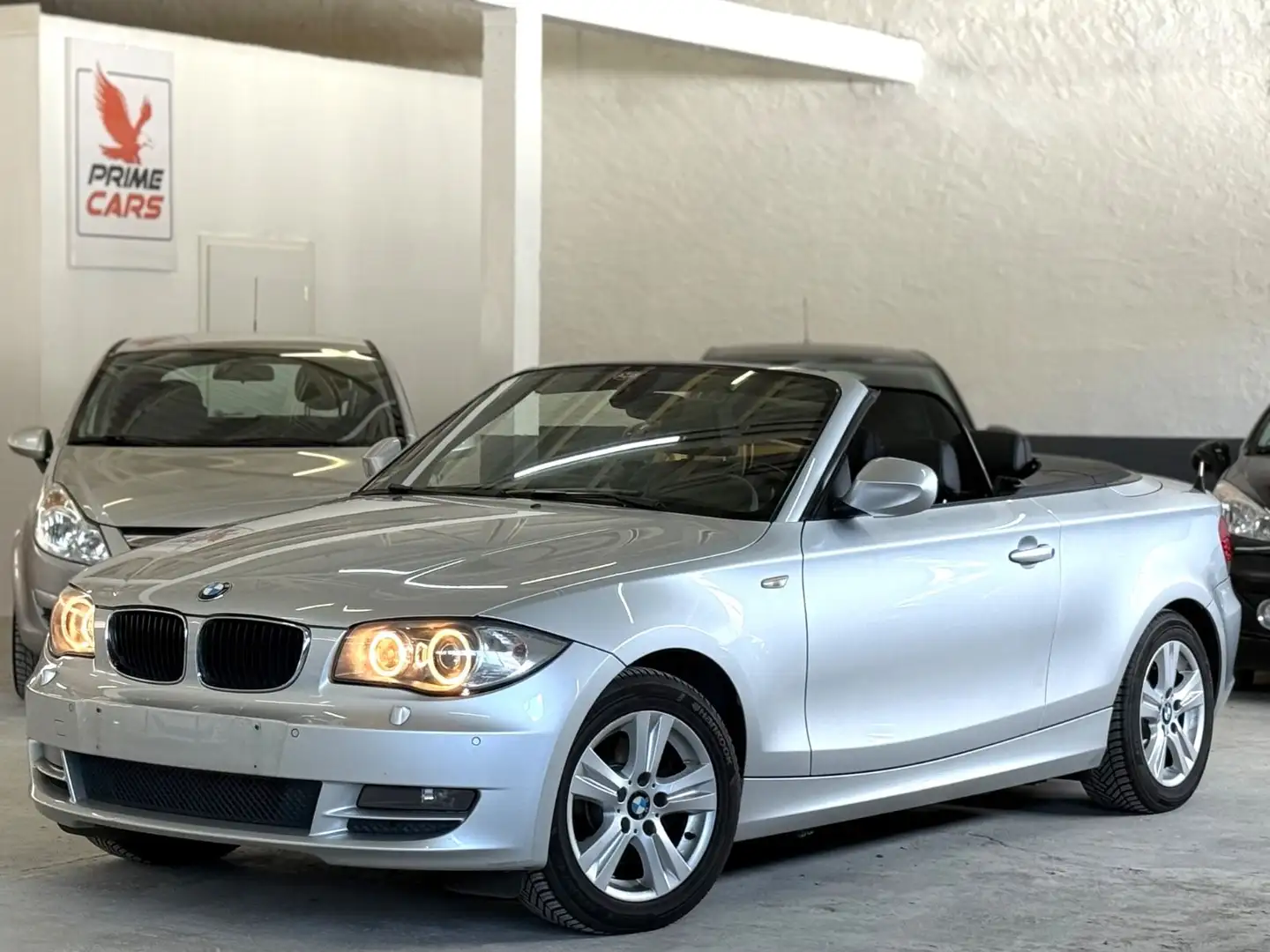 BMW 120 Baureihe 1 Cabrio 120d*TÜV*DIESEL*NAVI* Silber - 1
