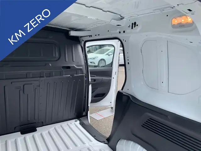Opel Combo view 14