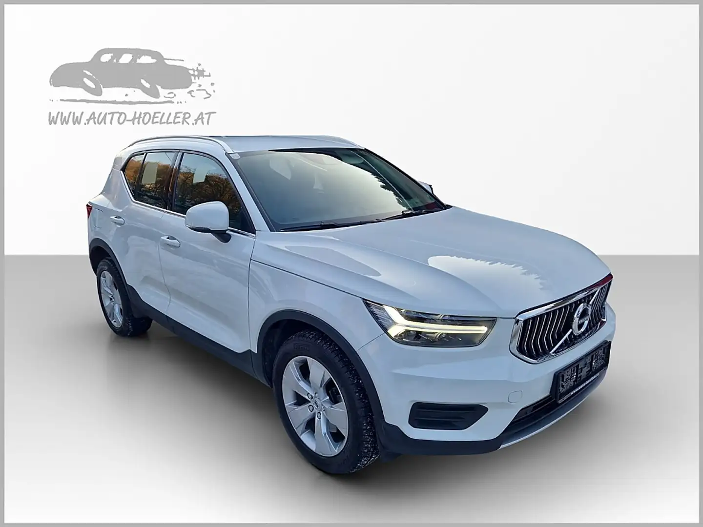 Volvo XC40 B4 AWD Inscription Geartronic Weiß - 1