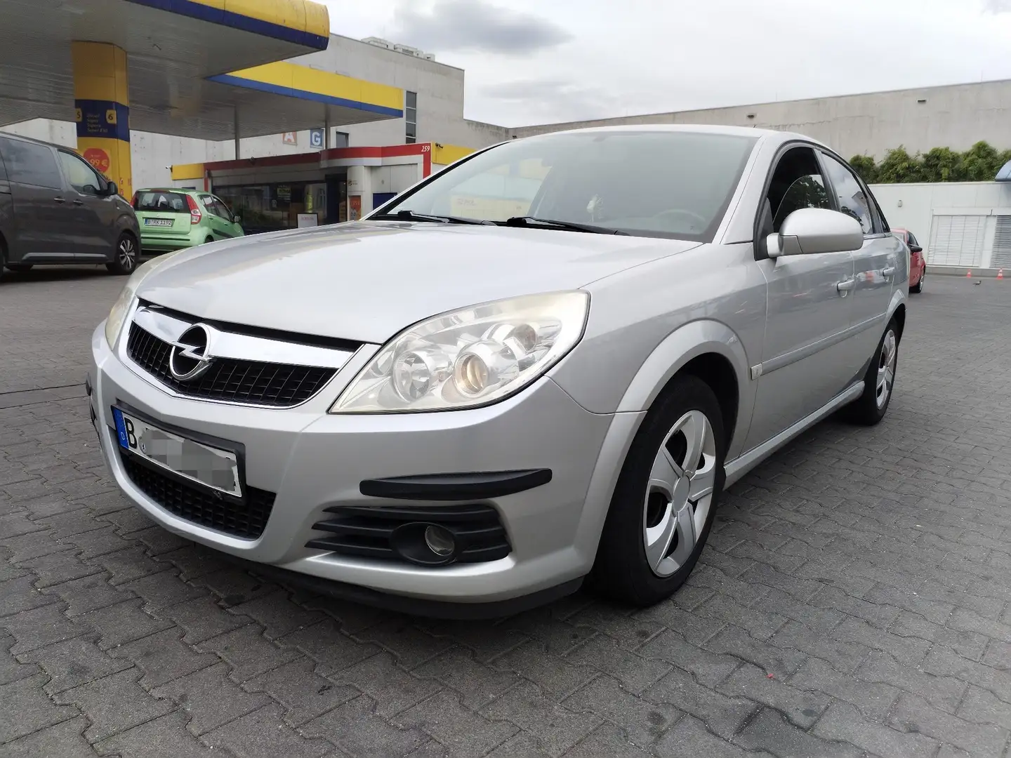 Opel Vectra 2.2 Automatik Edition Facelift Plus - TÜV Neu - Silber - 2
