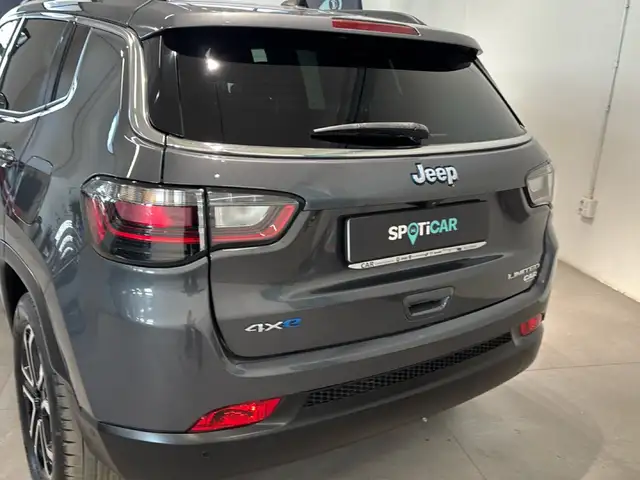 Jeep Compass view 5