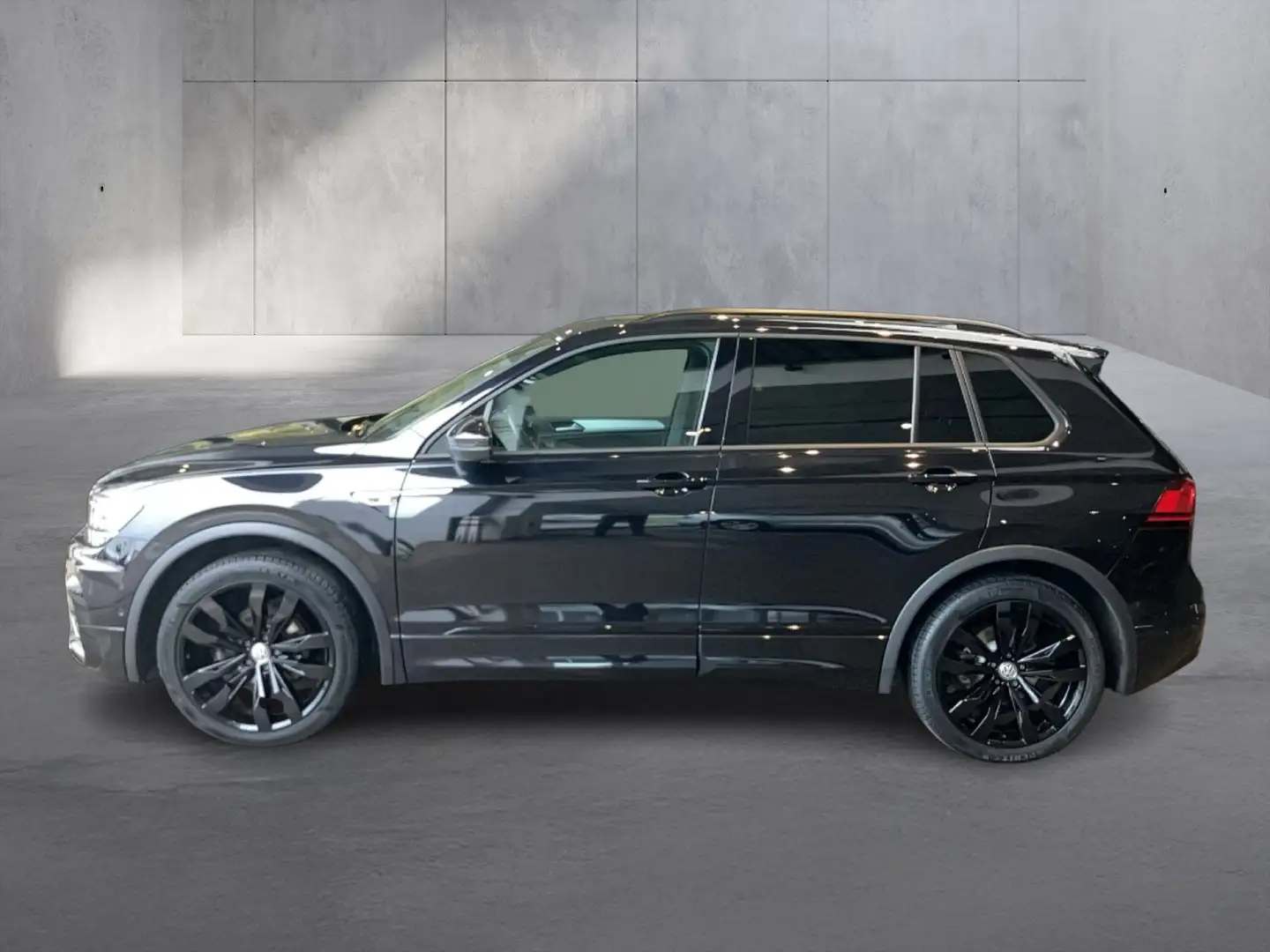 Volkswagen Tiguan Sky TDI SCR 4MOTION DSG Schwarz - 2