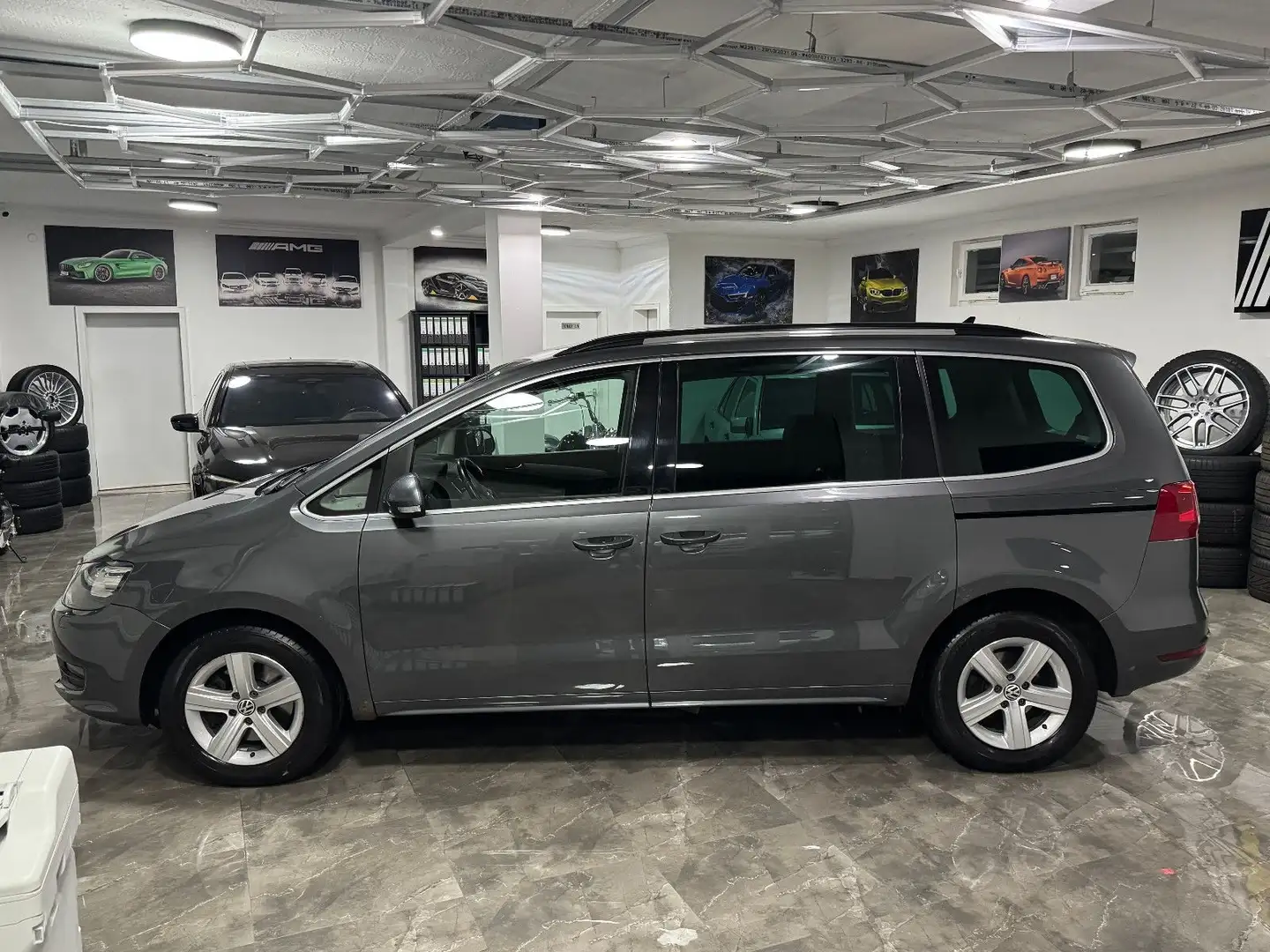 Volkswagen Sharan 2.0 TDI Comfortline 7-Sitzer Automatik Gri - 2