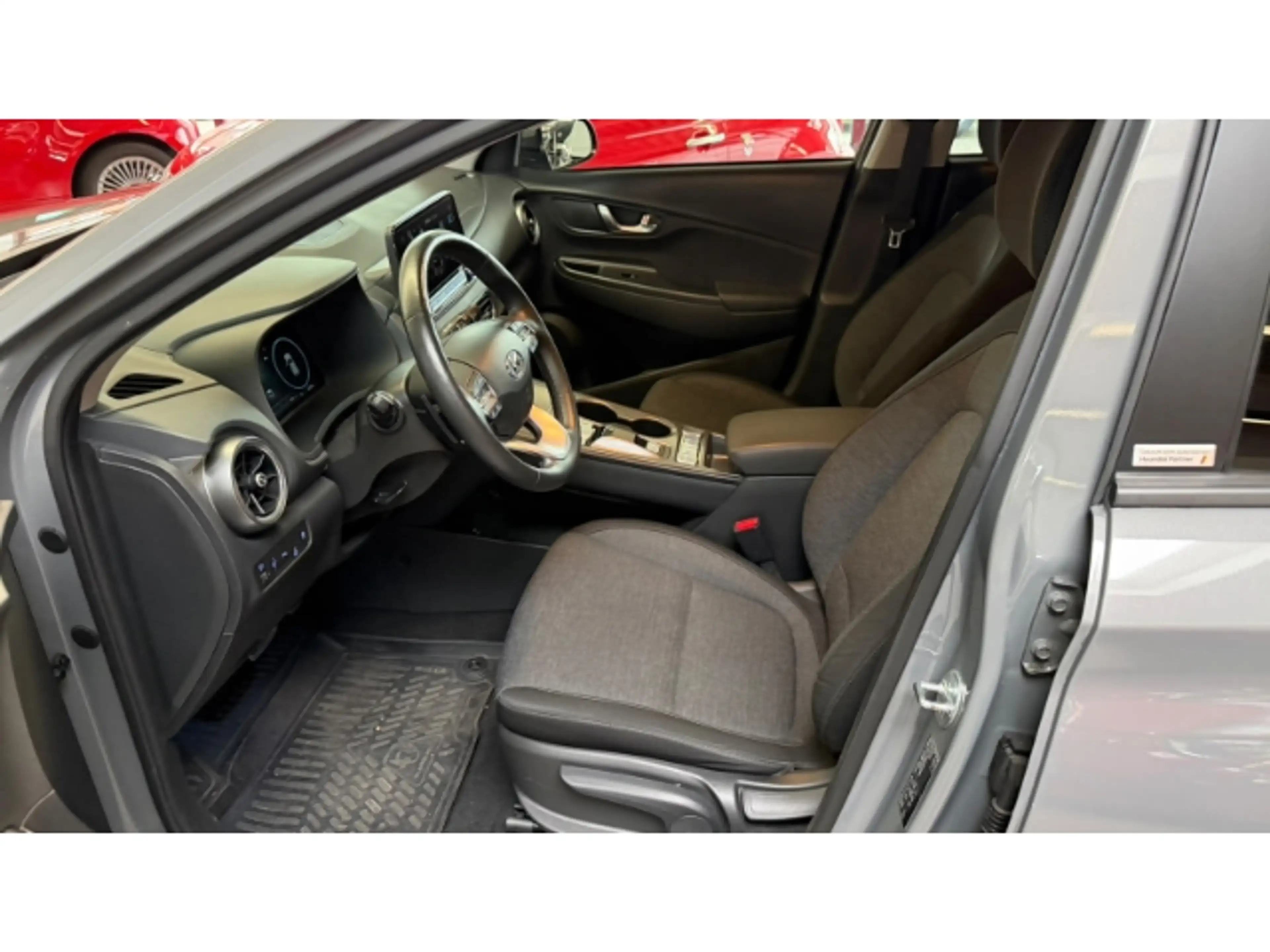 Hyundai KONA 100kW Trendpaket OBC Navigationspaket — photo 8