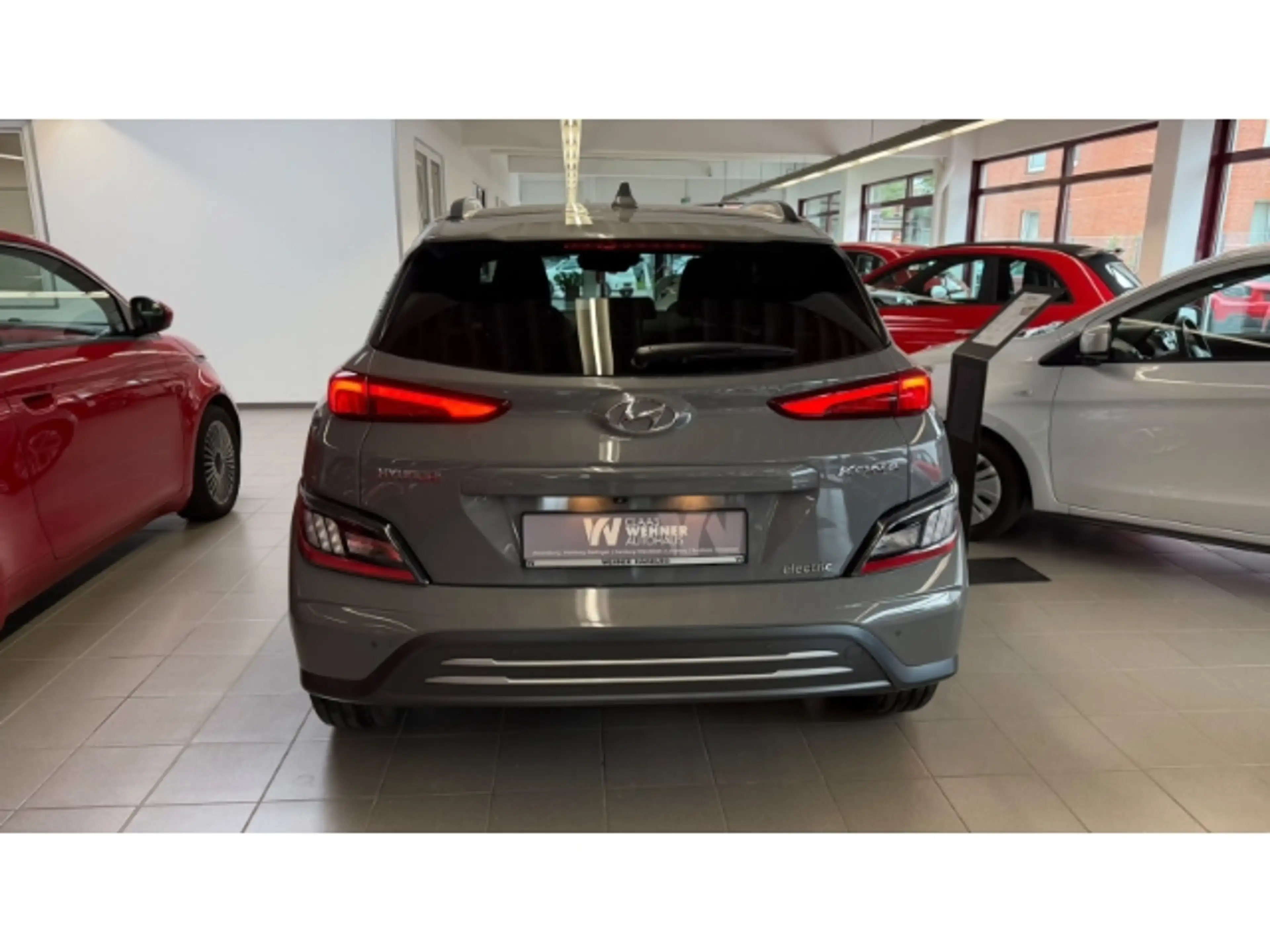 Hyundai KONA 100kW Trendpaket OBC Navigationspaket — photo 6