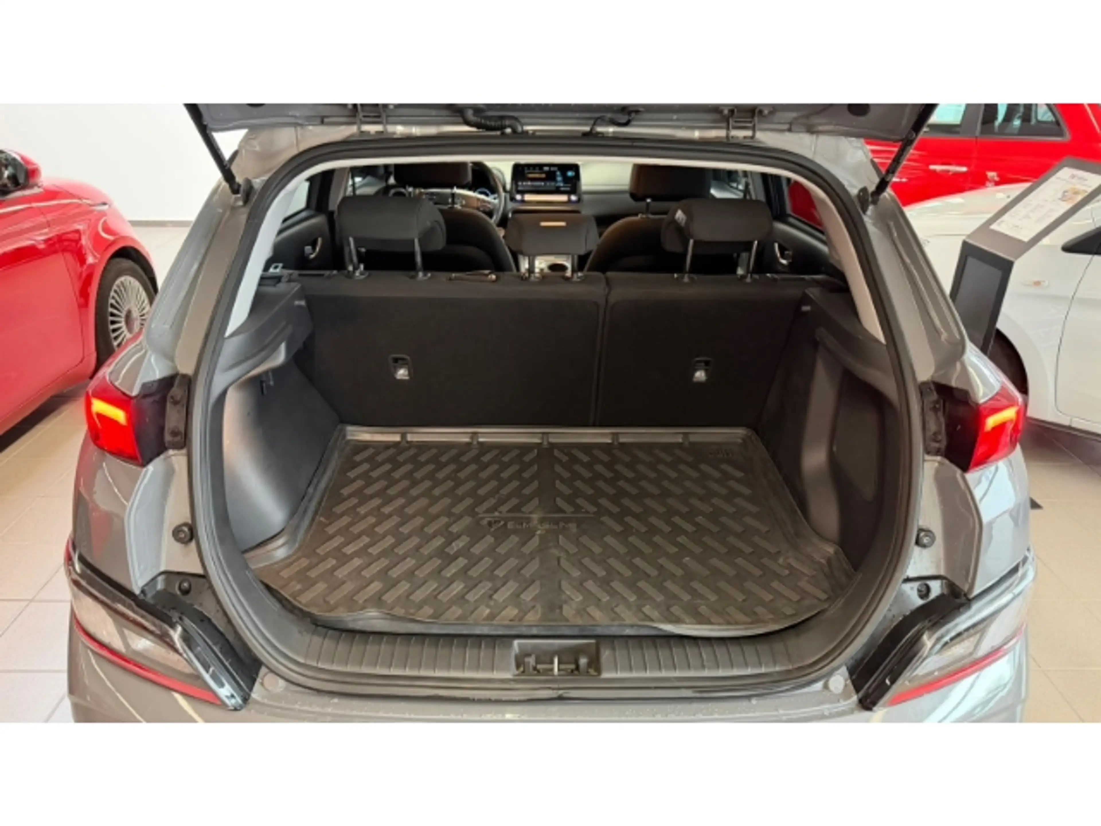 Hyundai KONA 100kW Trendpaket OBC Navigationspaket — photo 7